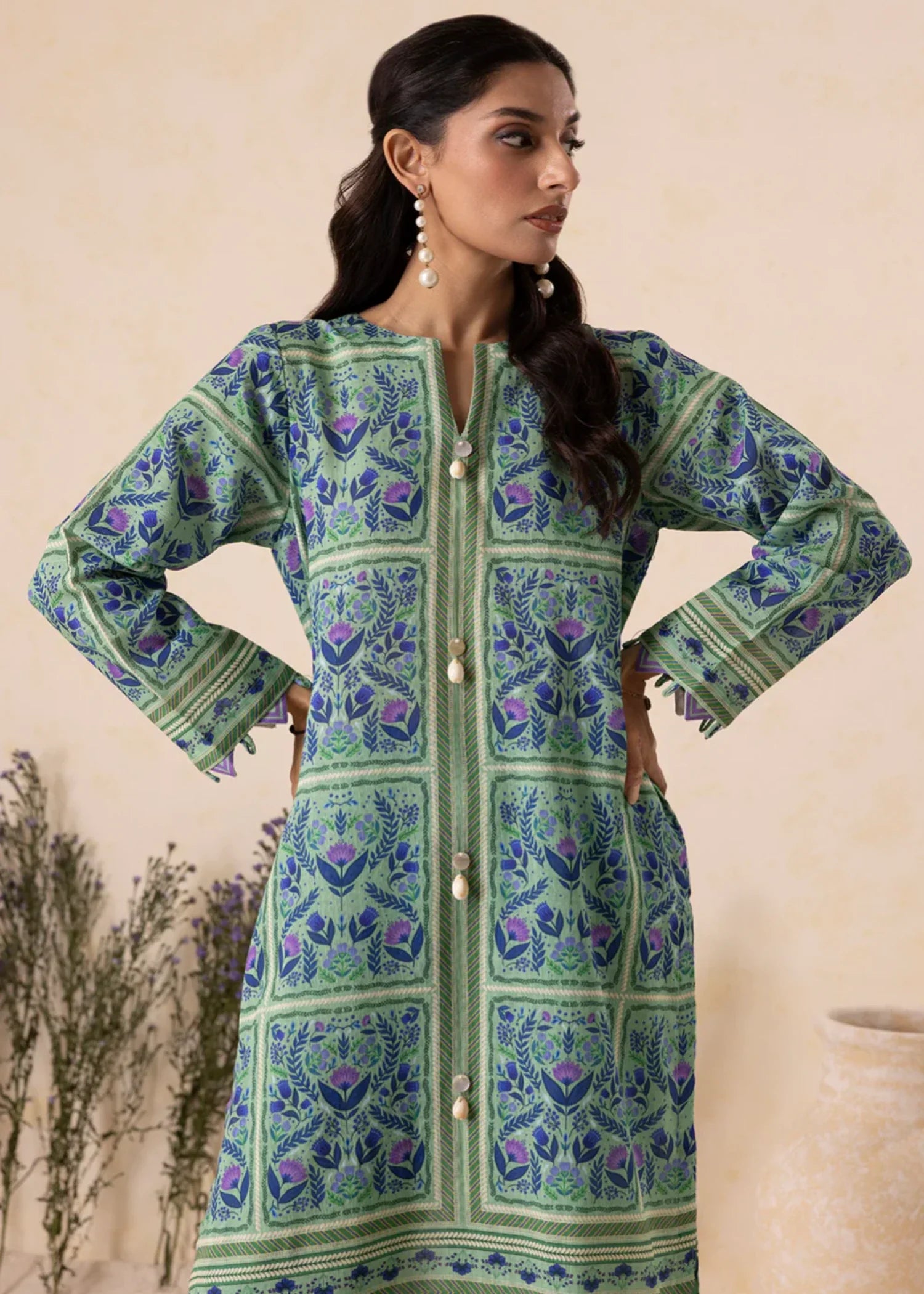 khaddar Unstitched in Pistachio green