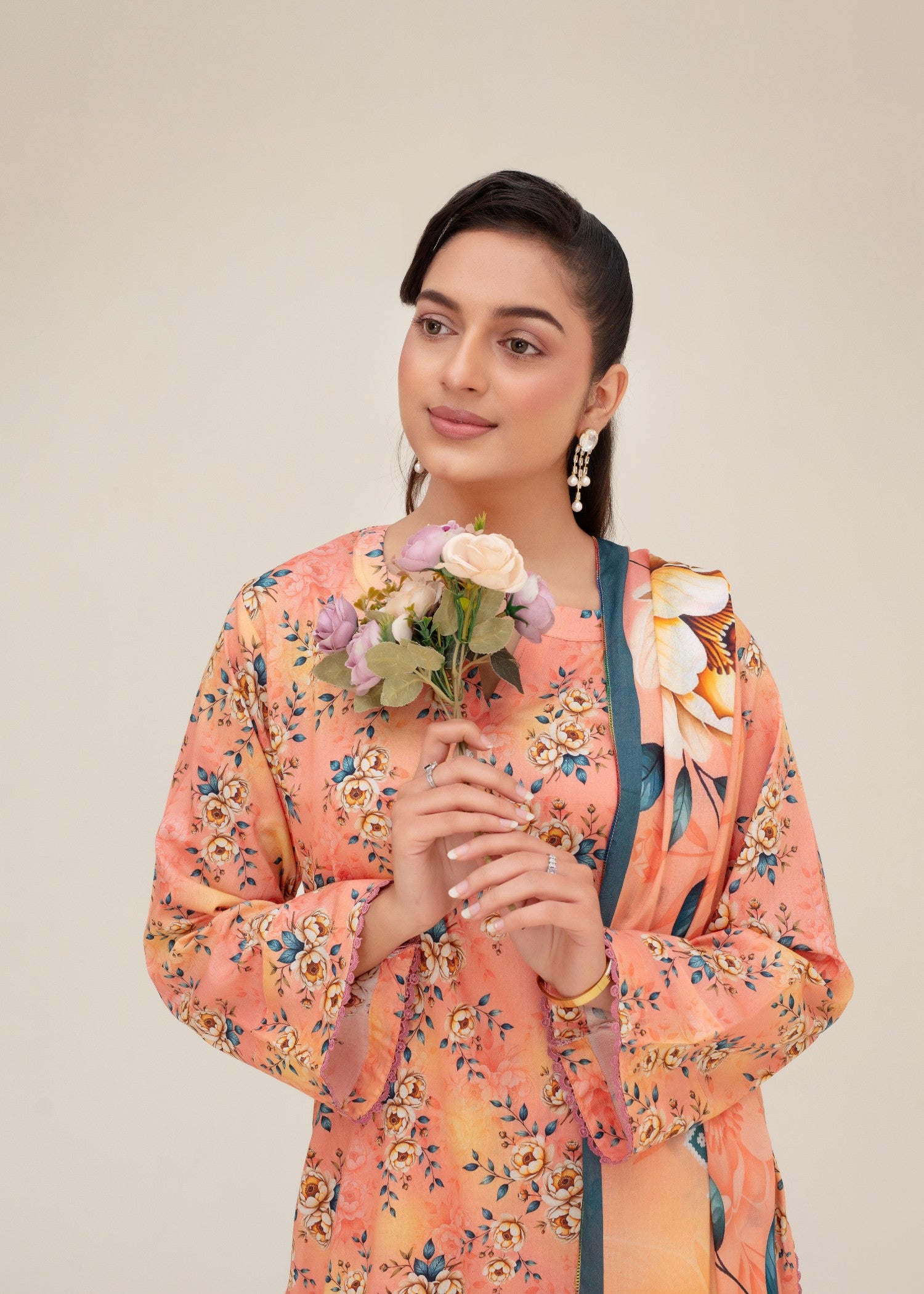 lawn Kurta Set in Peach pink