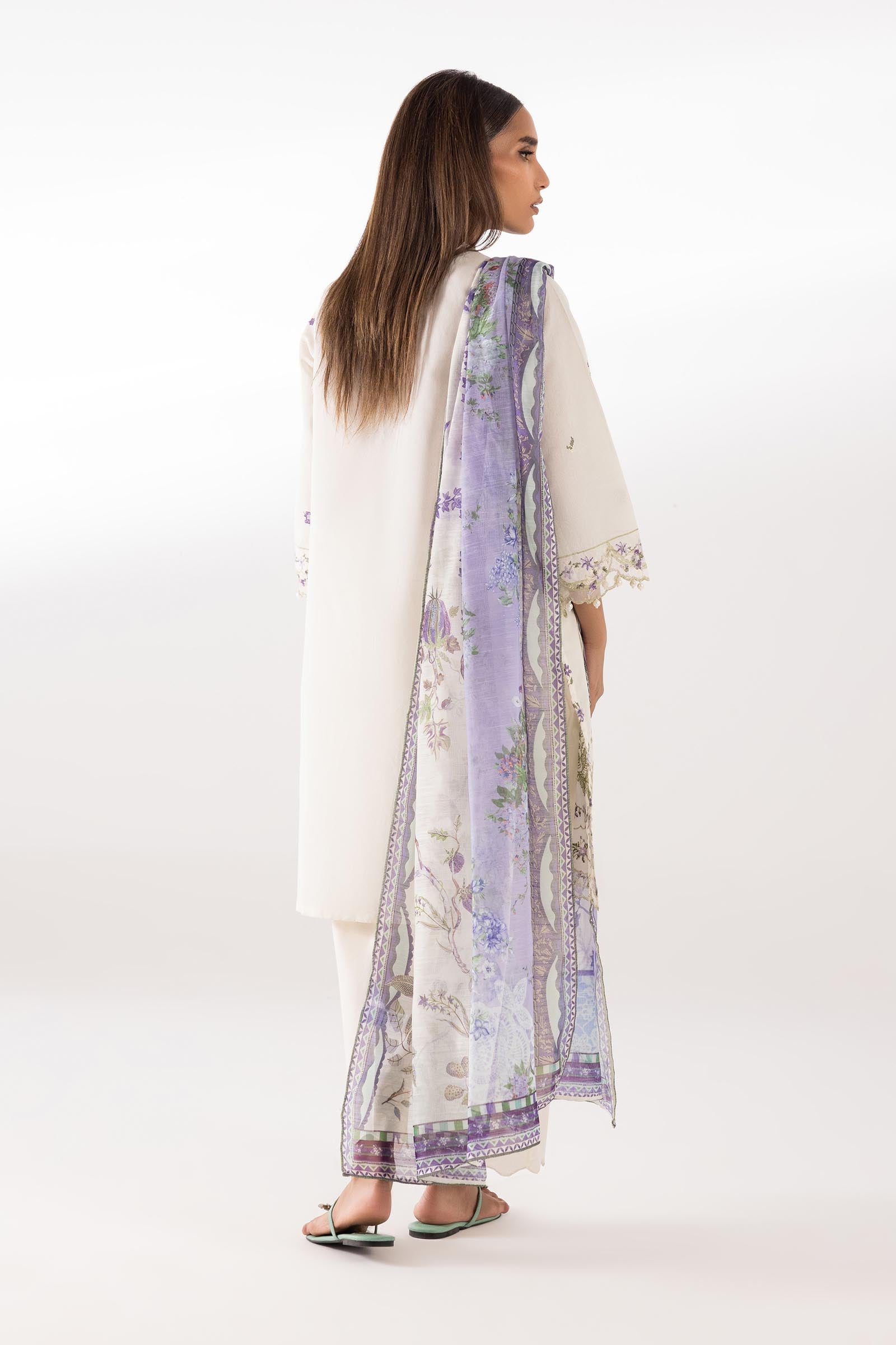 lawn Kurta Set in Off-white