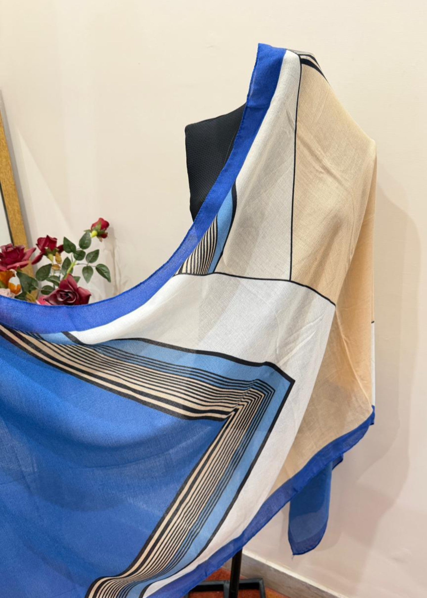 viscose Hijab in Royal blue