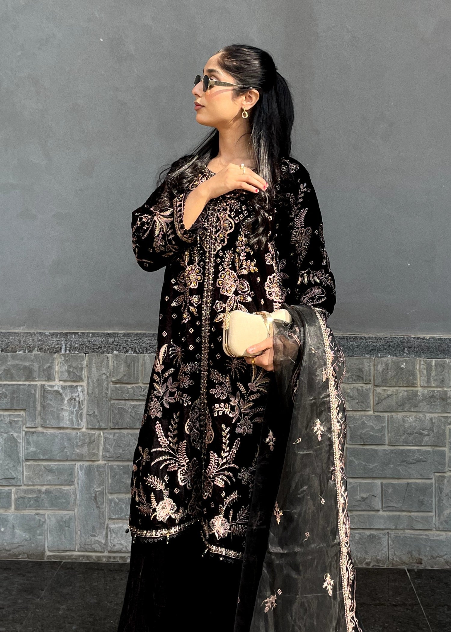 velvet Kurta Set in Black