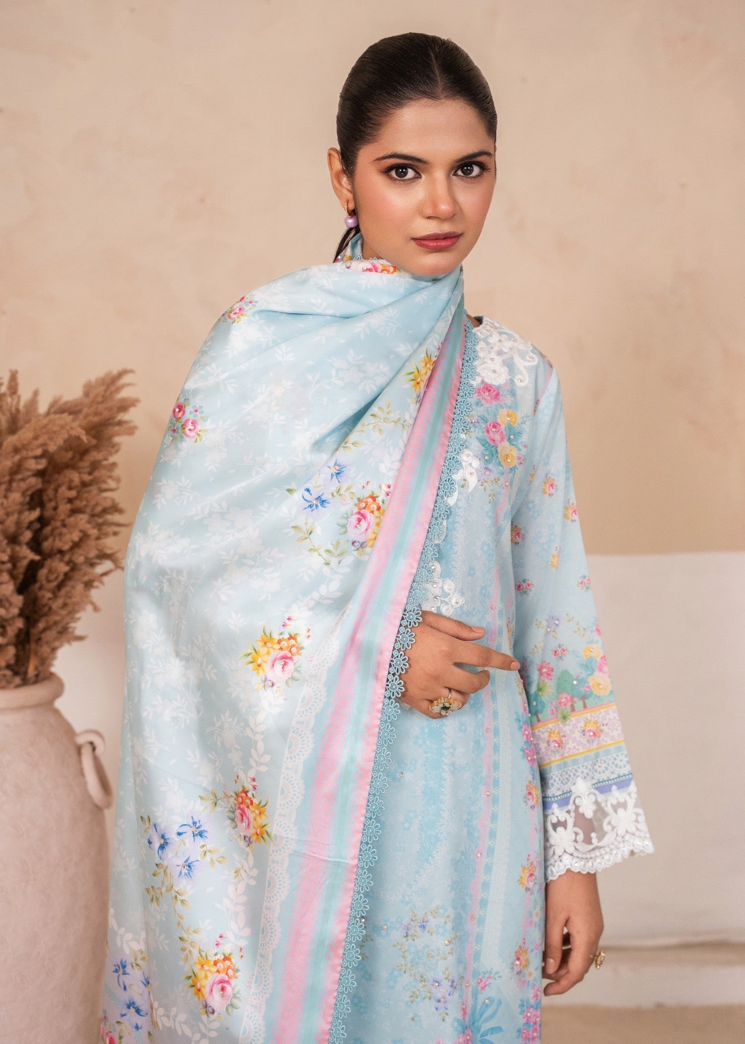 crepe silk Kurta Set in Light blue