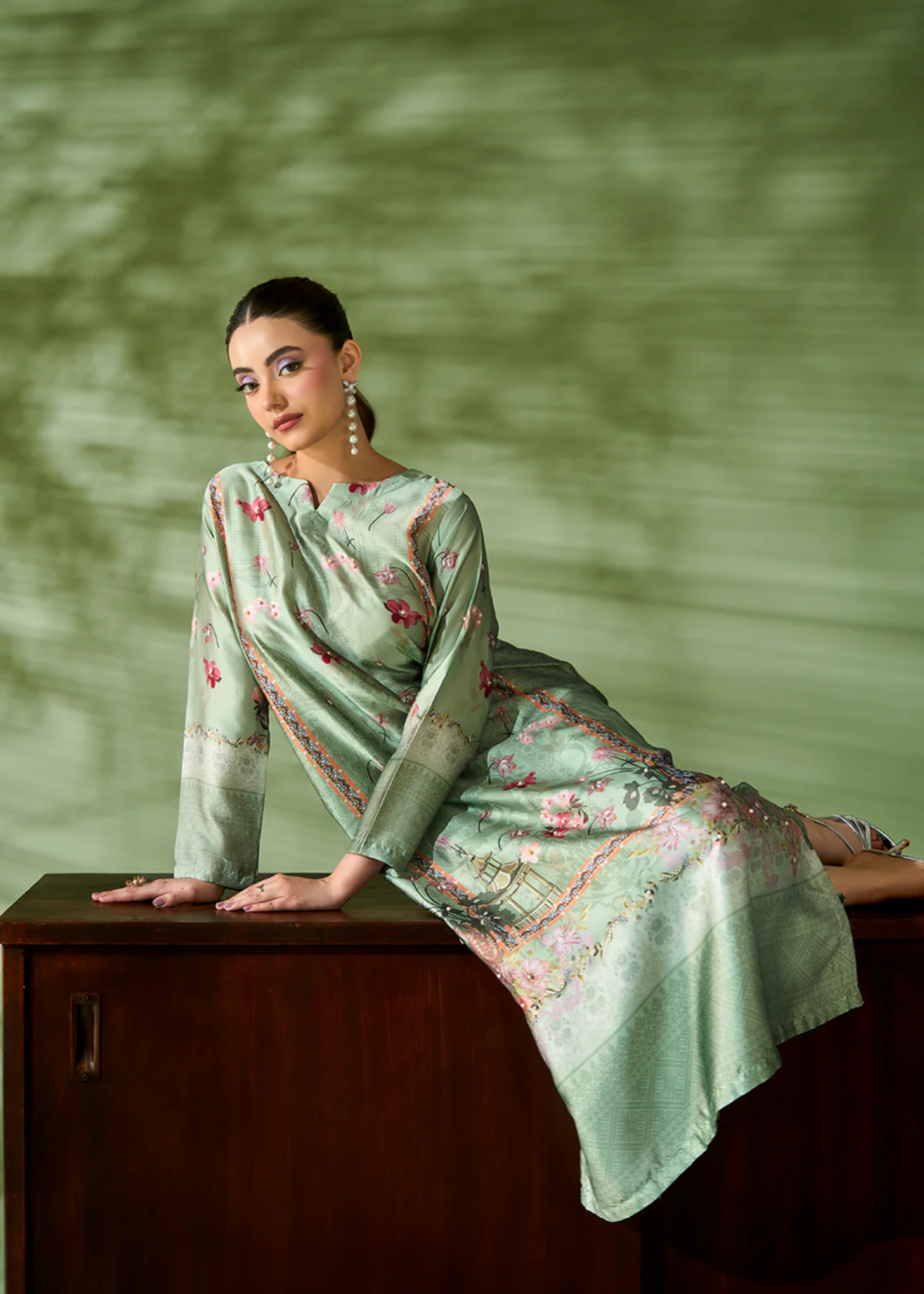 silk Kaftan in Mint green