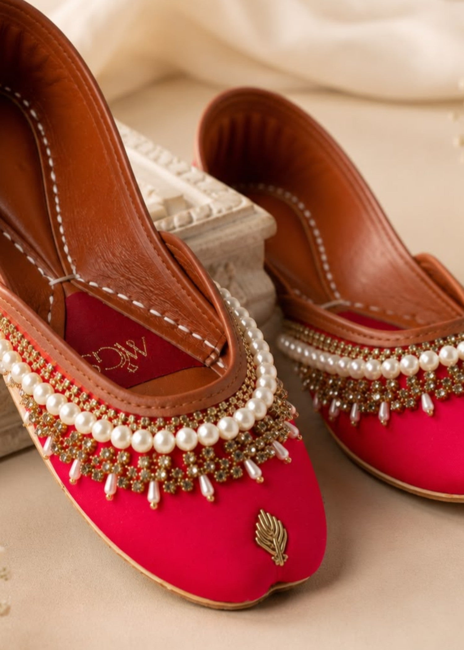 Khussa in Deep pink by - High Quality Women Khussa PNJ2116
