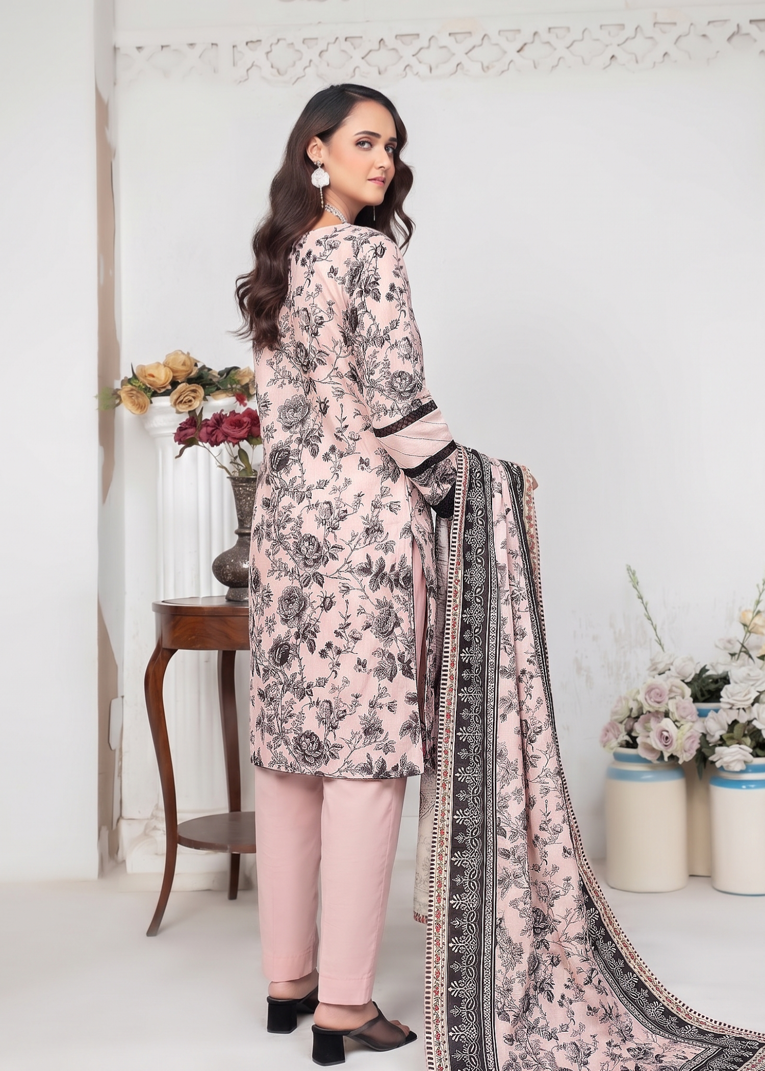 lawn Kurta Set in Blush pink