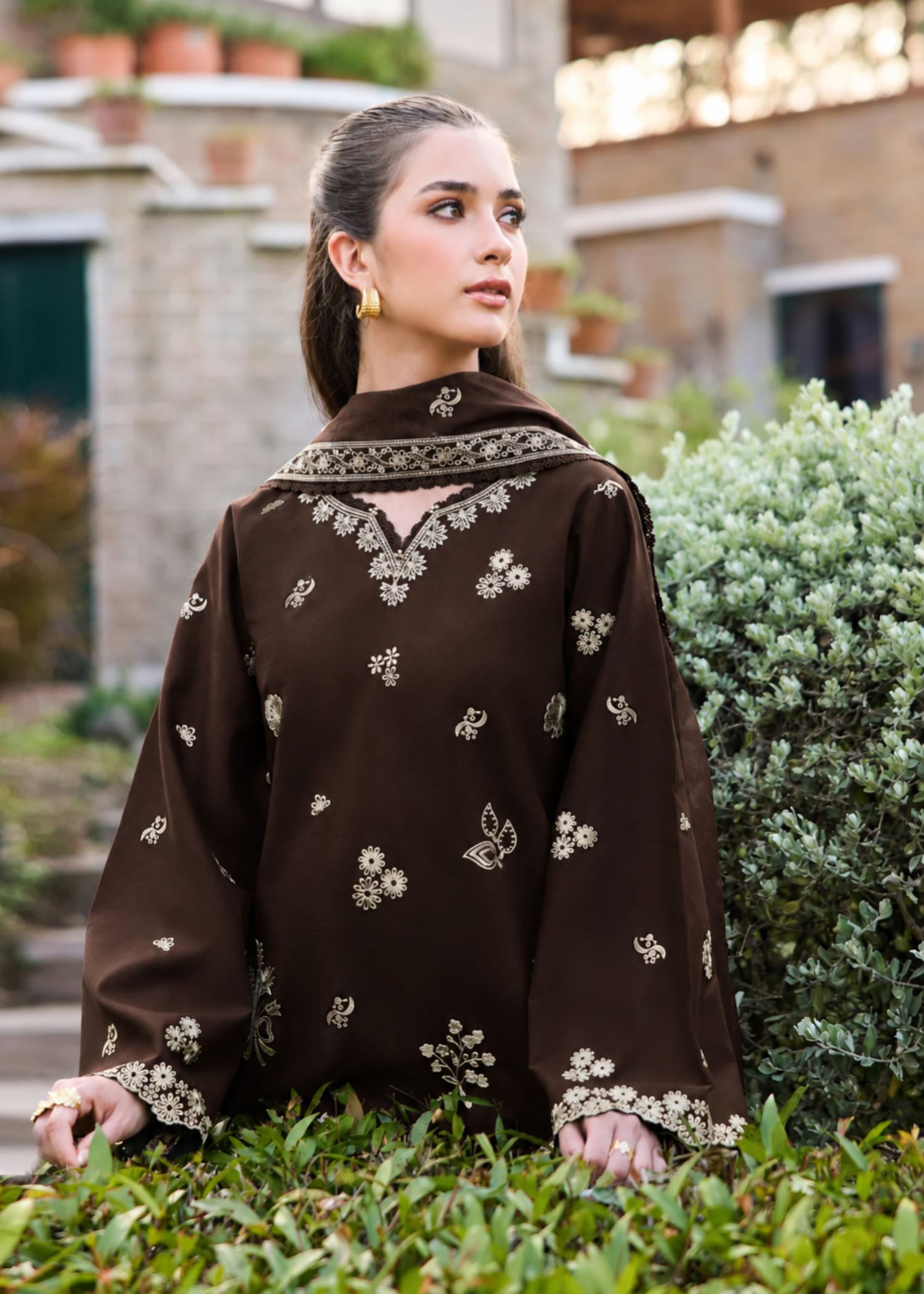 linen Kurta Set in Dark brown