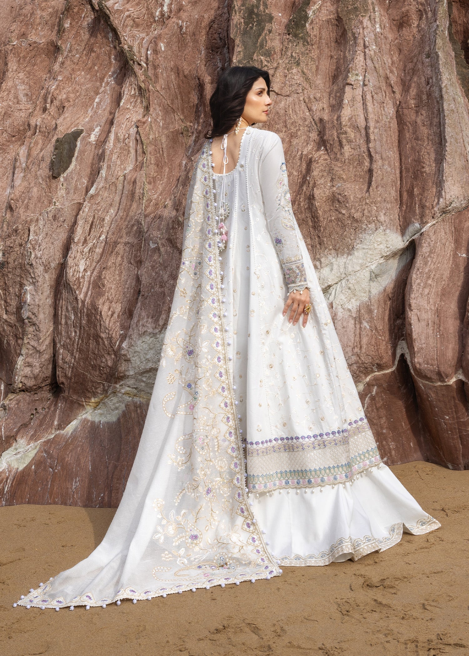 Festive Luxury Lawn – Noor