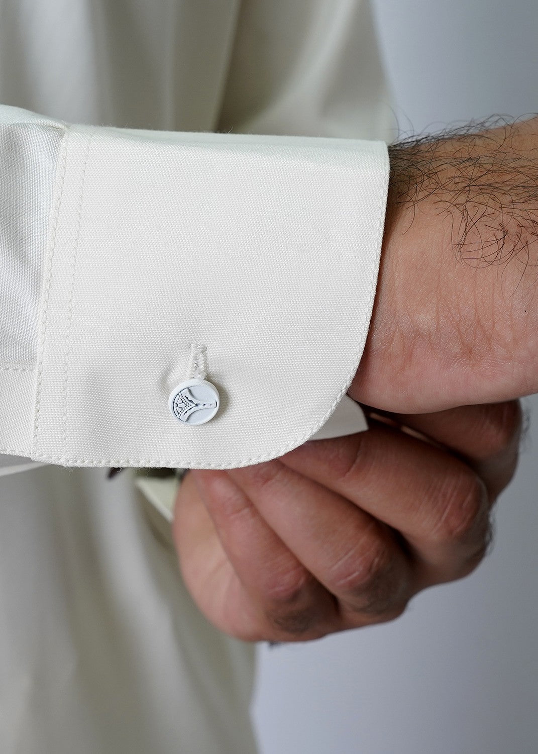 wash & wear Shalwar Kameez in Off-white