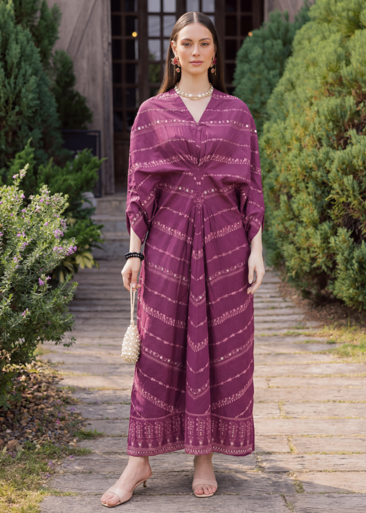 lawn Kaftan in Magenta haze