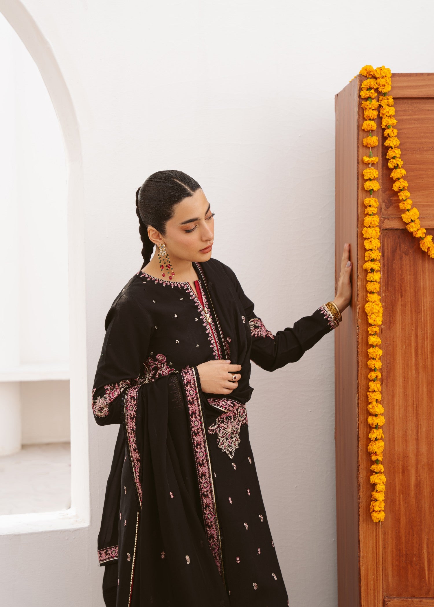 raw silk Pishwas in Jet black
