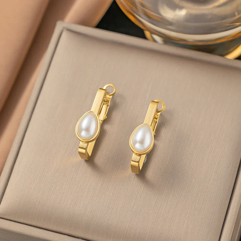 Earrings in Pearl white Color by - Trendy Women Earrings SPR0120