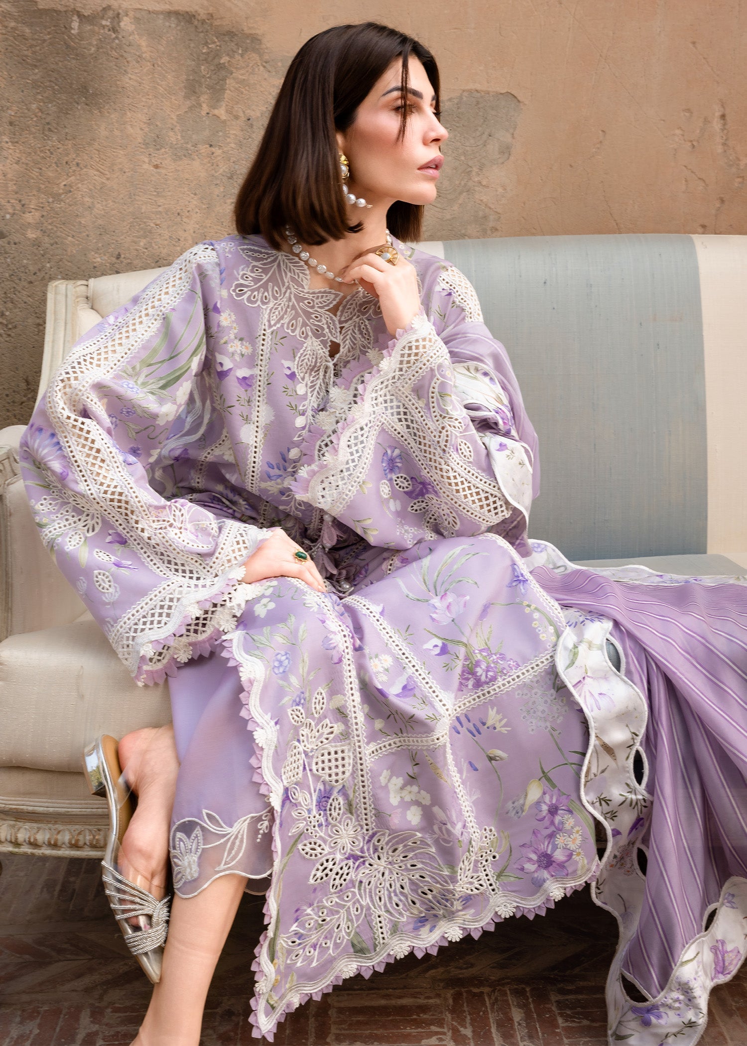 Flow Luxury Lawn – A SUMMER DANCE - D2B