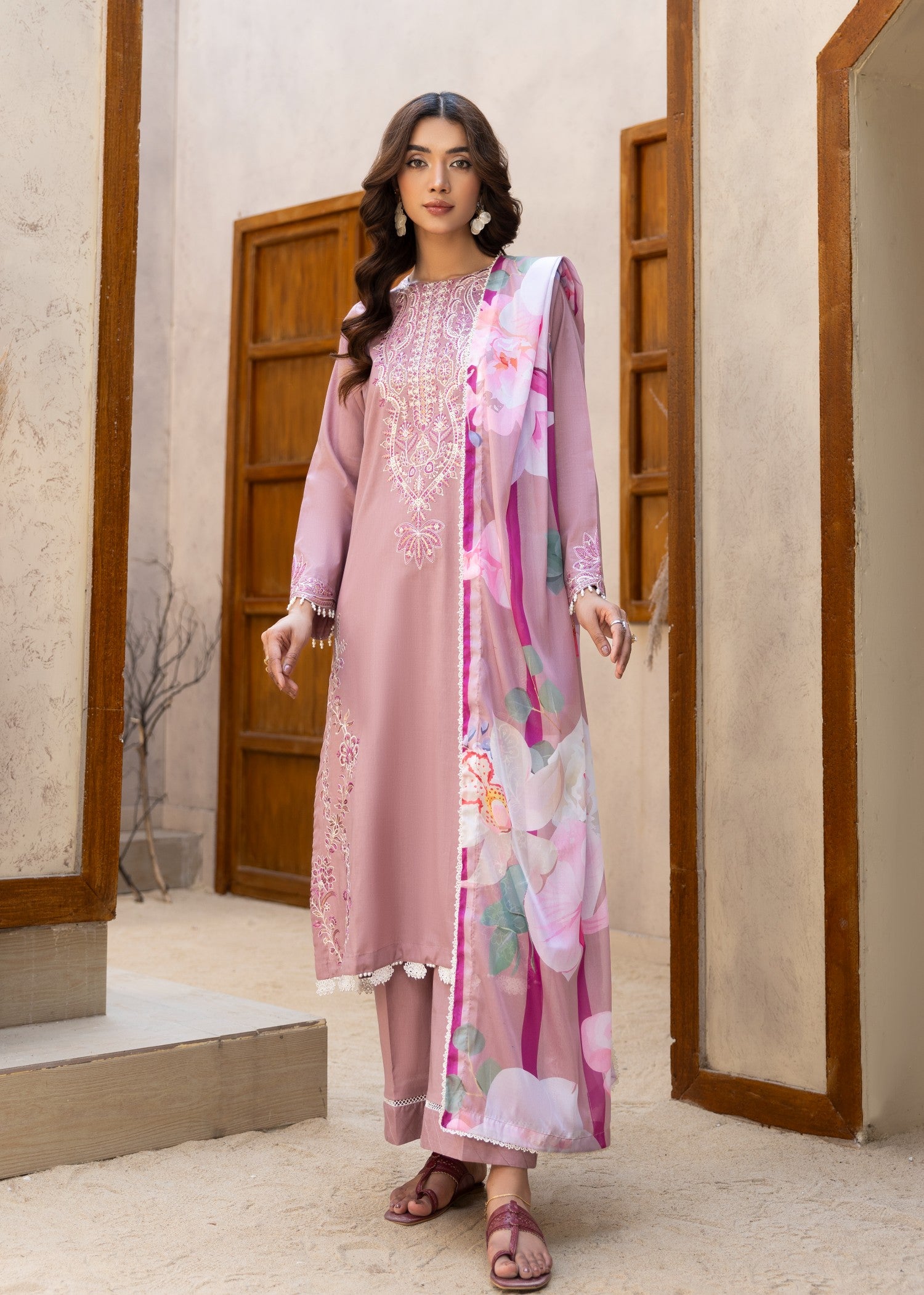 lawn cotton Kurta Set in Pastel pink