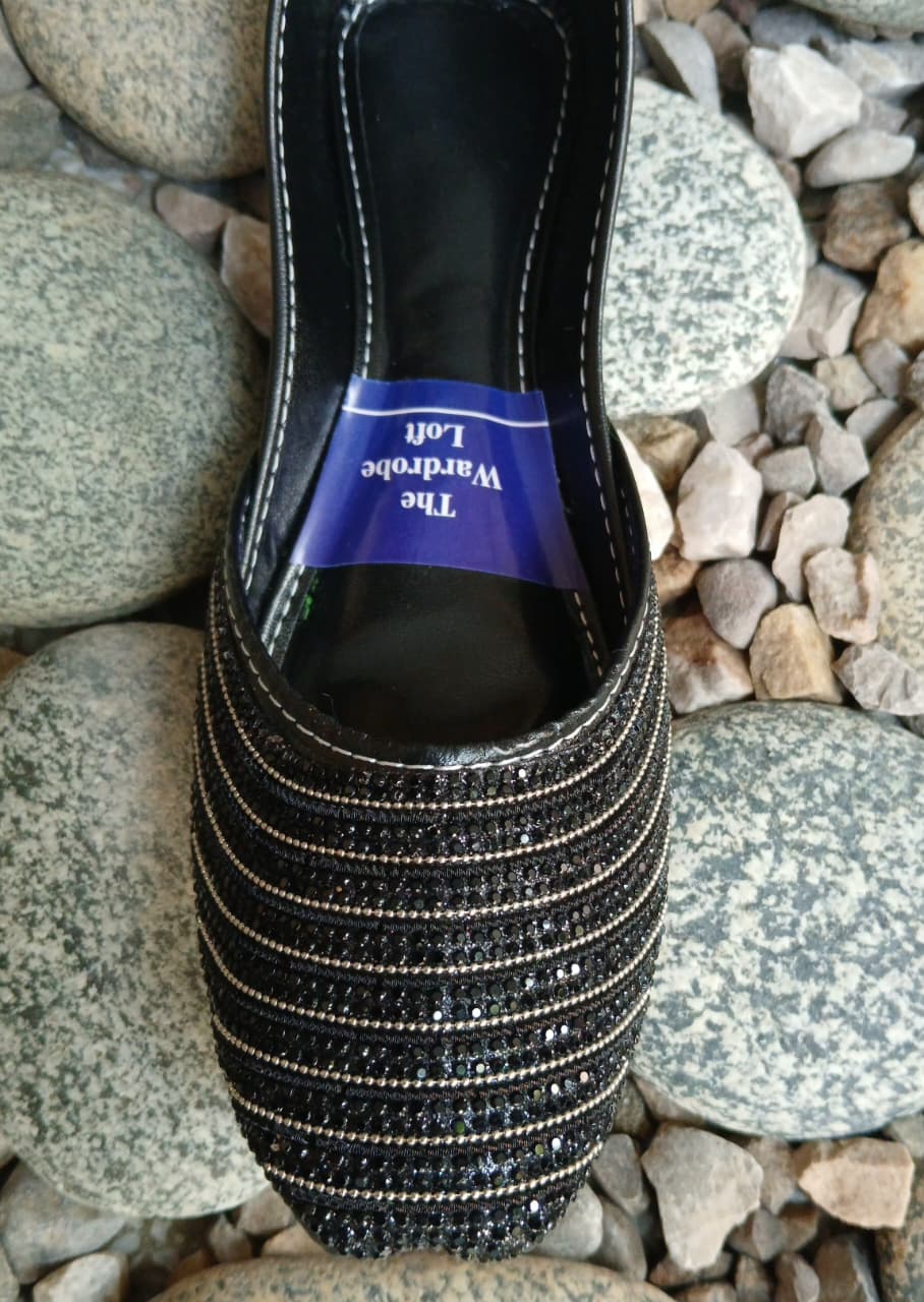 Khussa in Jet black by - High Quality Women Khussa UIK6720