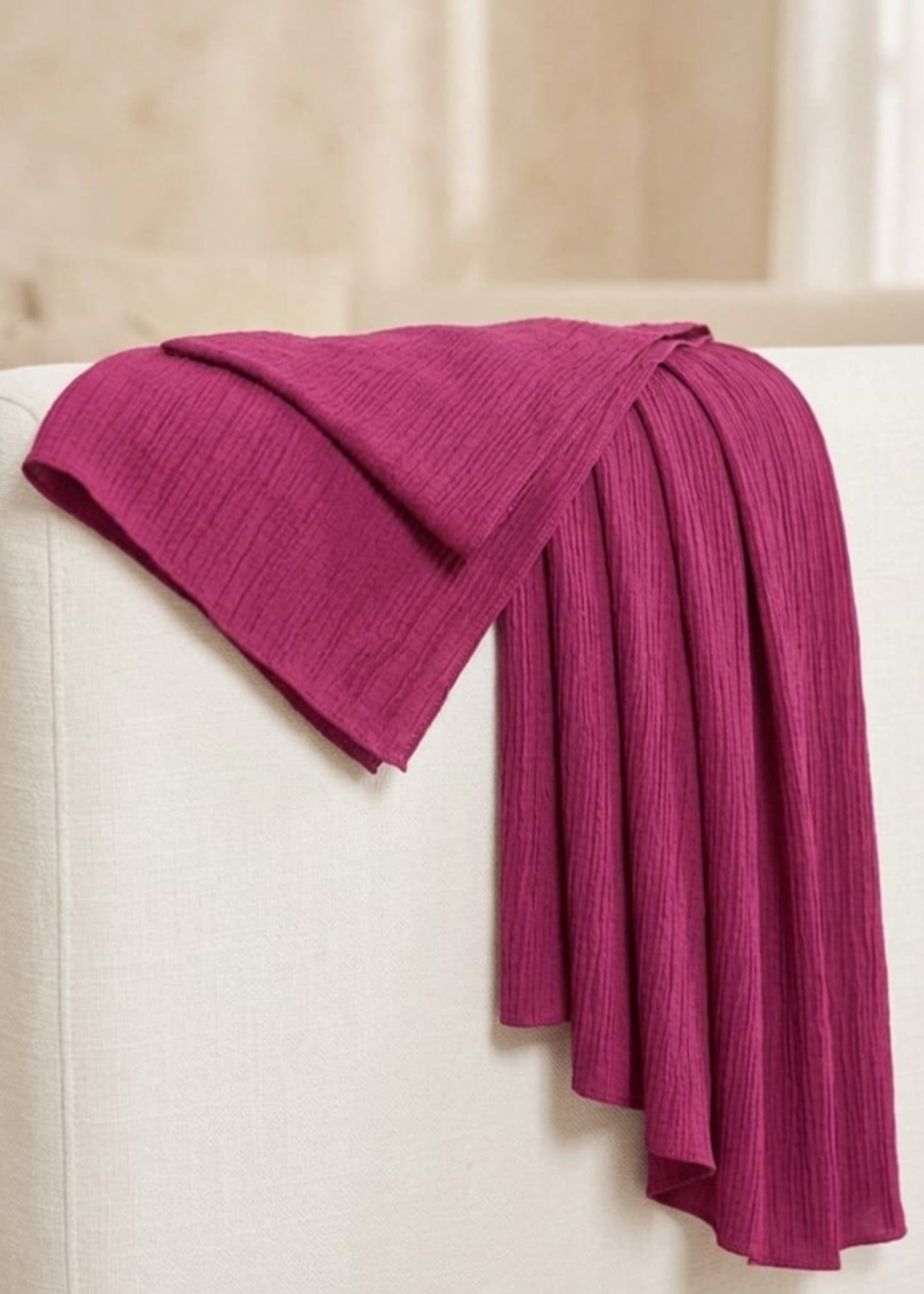 crinkle Hijab in Raspberry pink