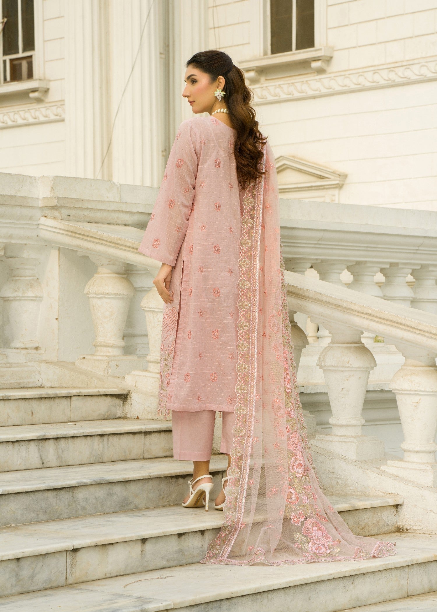 lawn Kurta Set in Baby pink