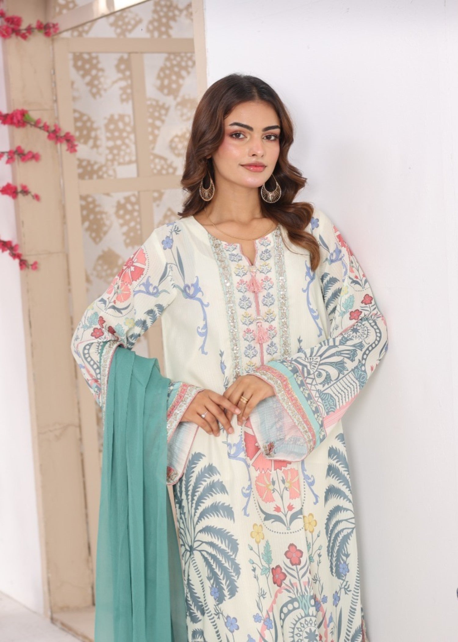 chiffon Kaftan in Off-white