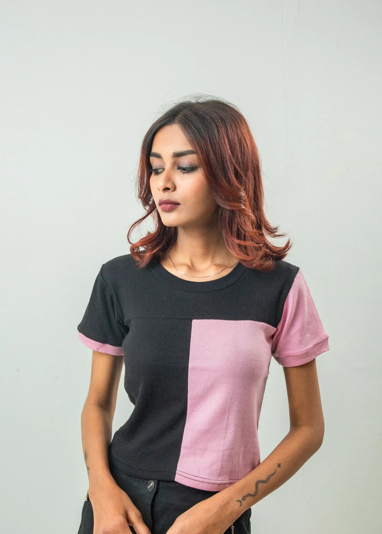 jersey knit Top in Baby pink, black