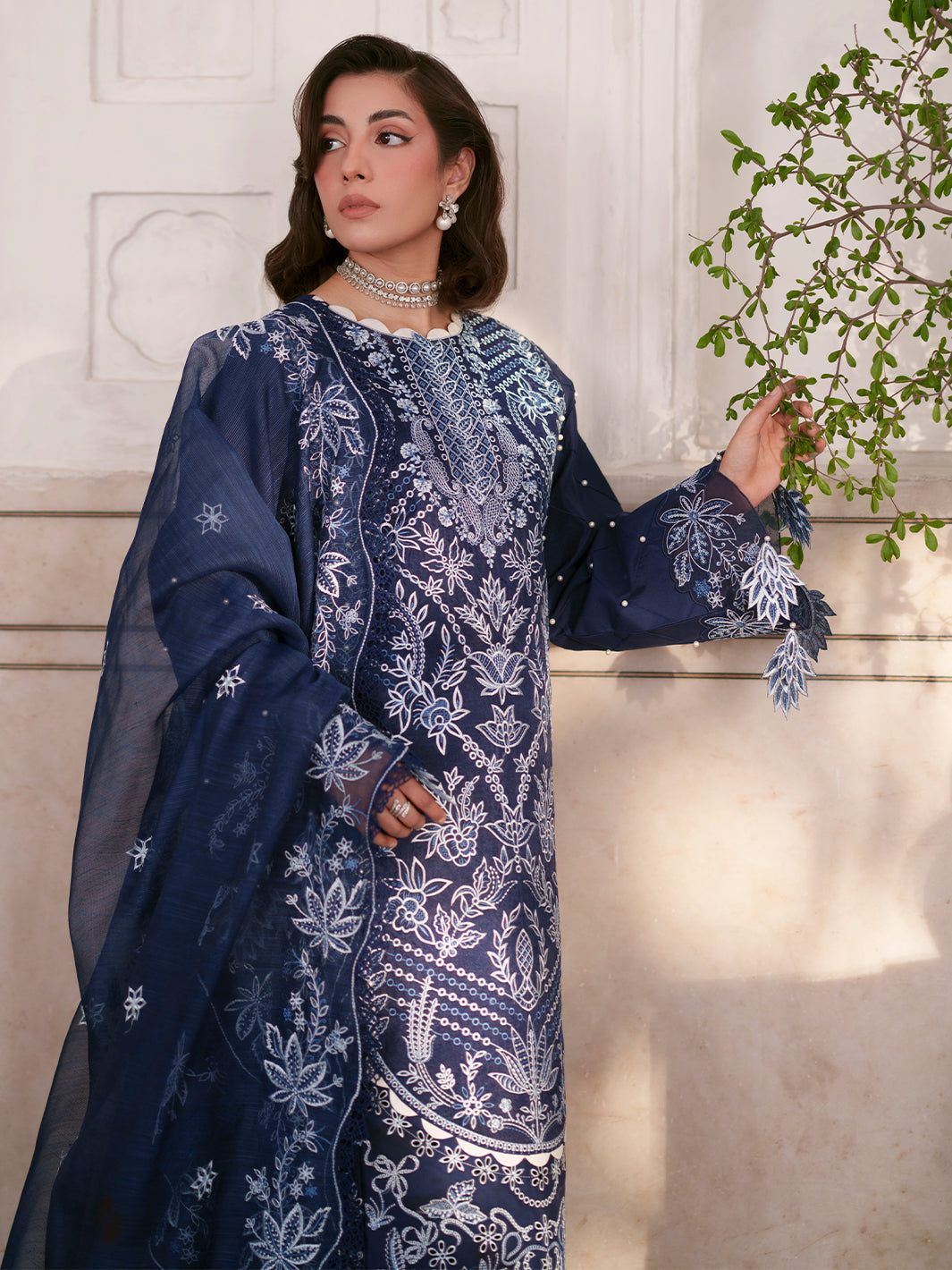 Nilofer Luxury Lawn – NL-04