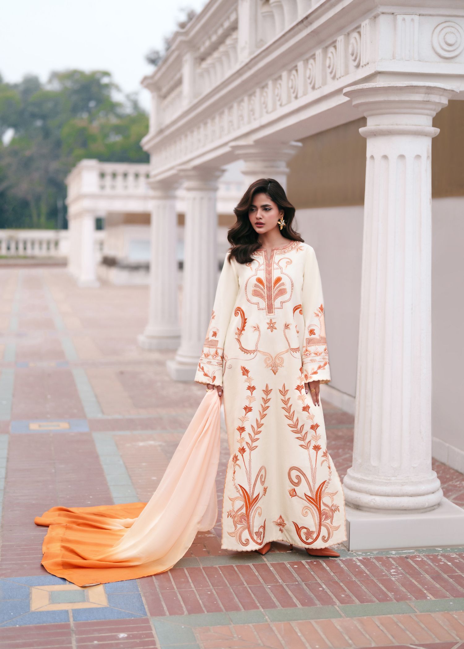 silk tissue Kaftan in Ivory