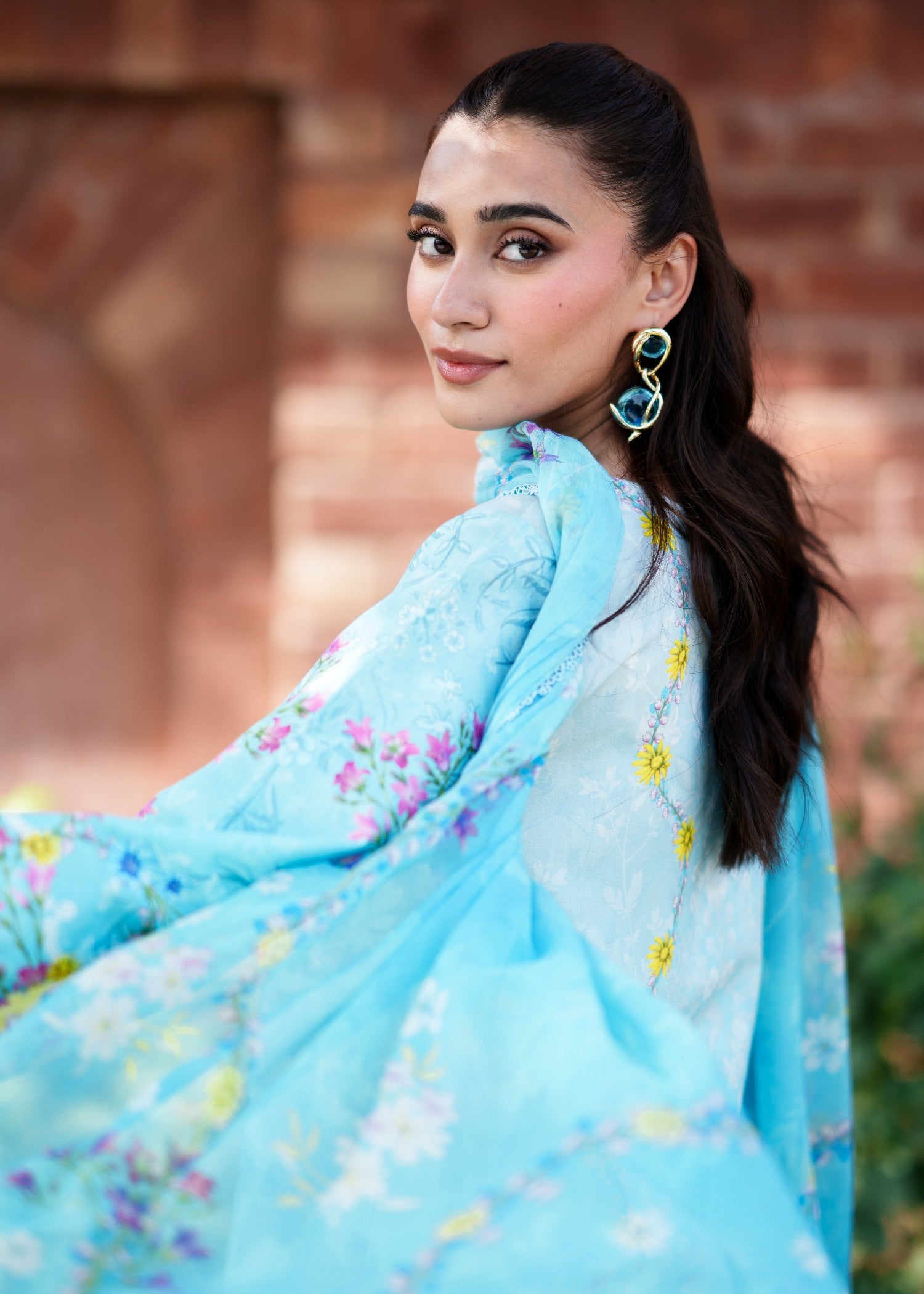 lawn Kurta Set in Electric blue