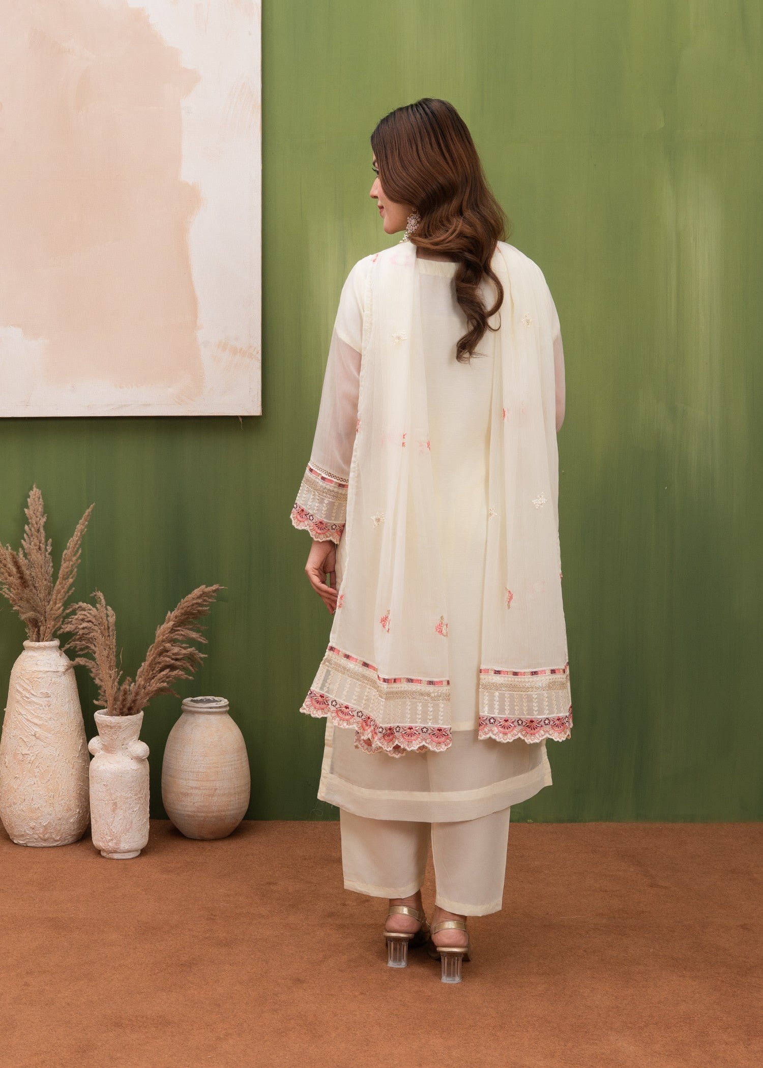 blended satin Kurta Set in Cream