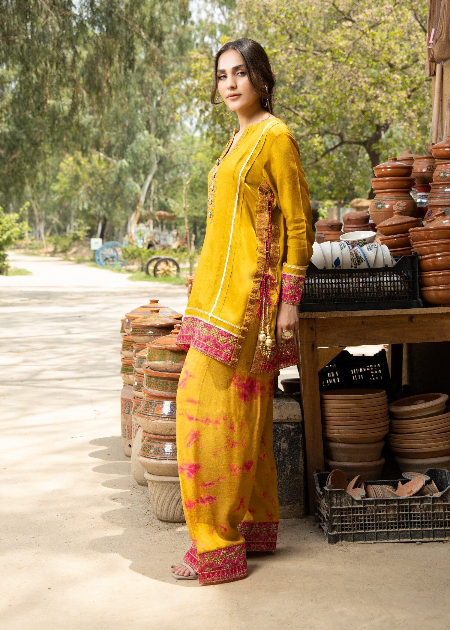 pk raw silk Kurta Set in Mustard