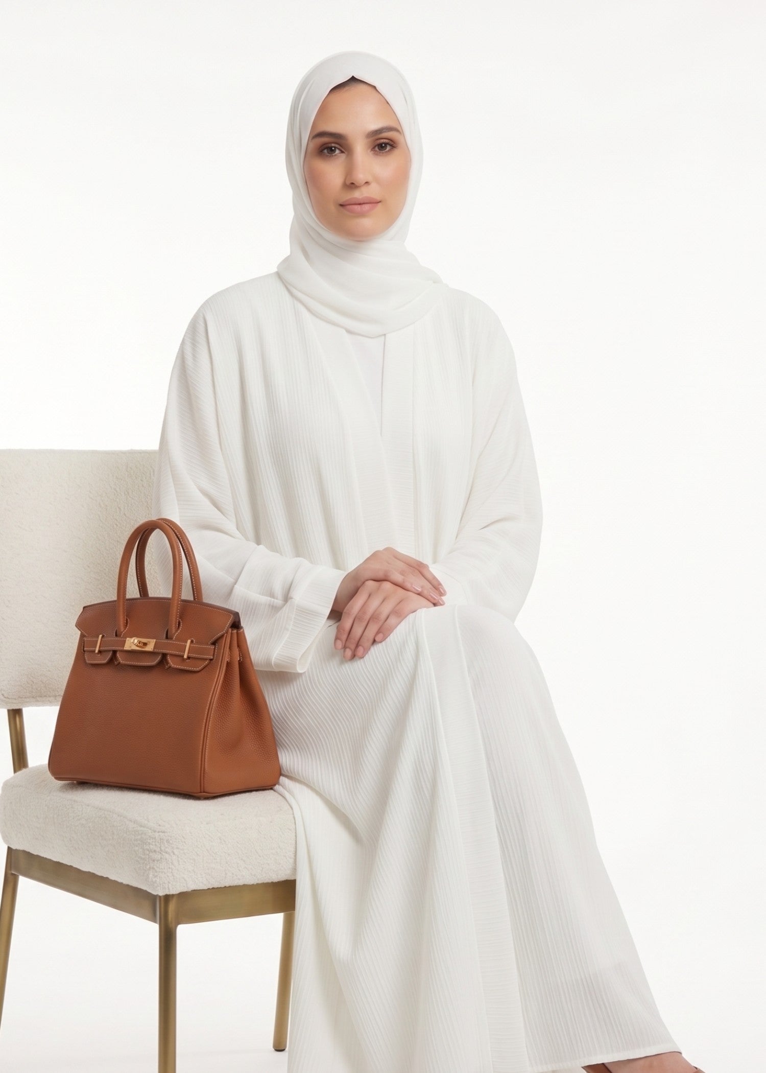crinkle Abaya in Off-white