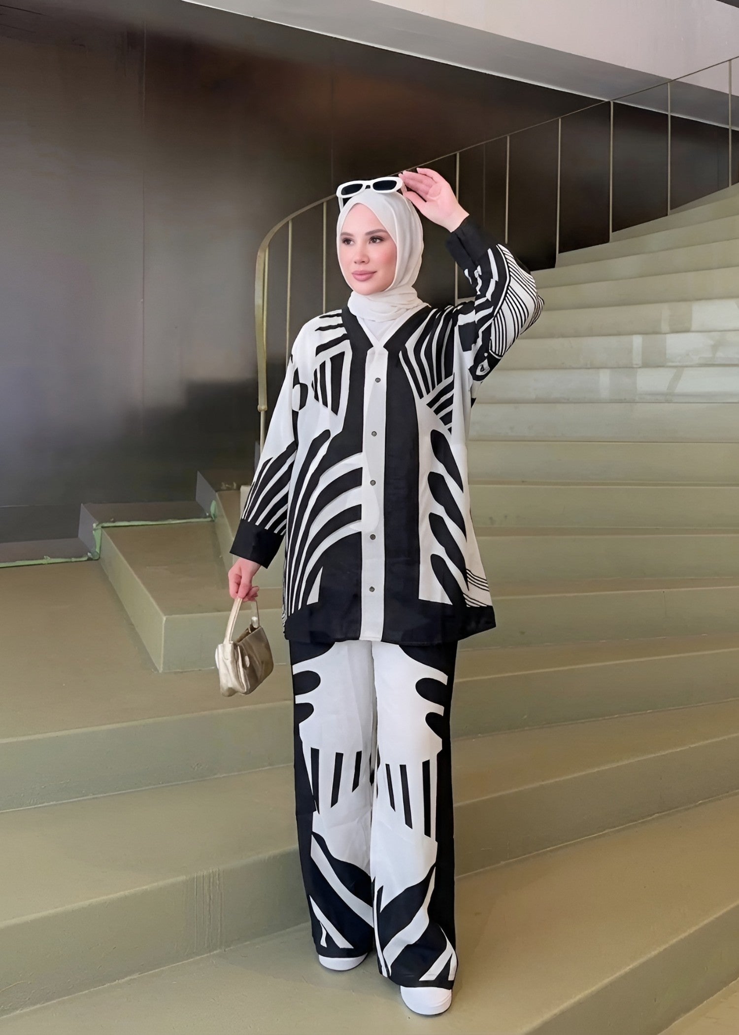 poly grip Co ord Sets in Black, white