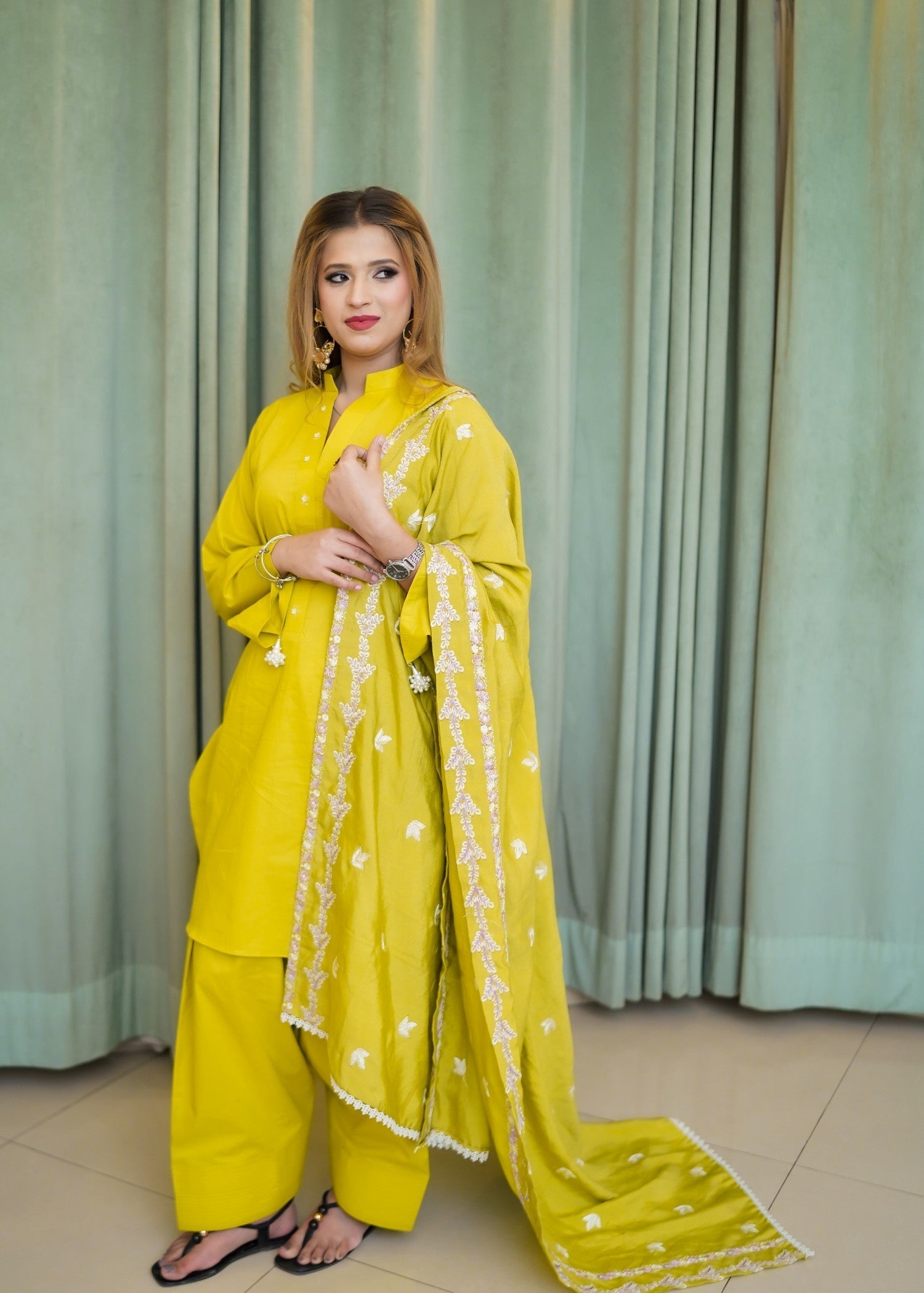 lawn Kurta Set in Key lime