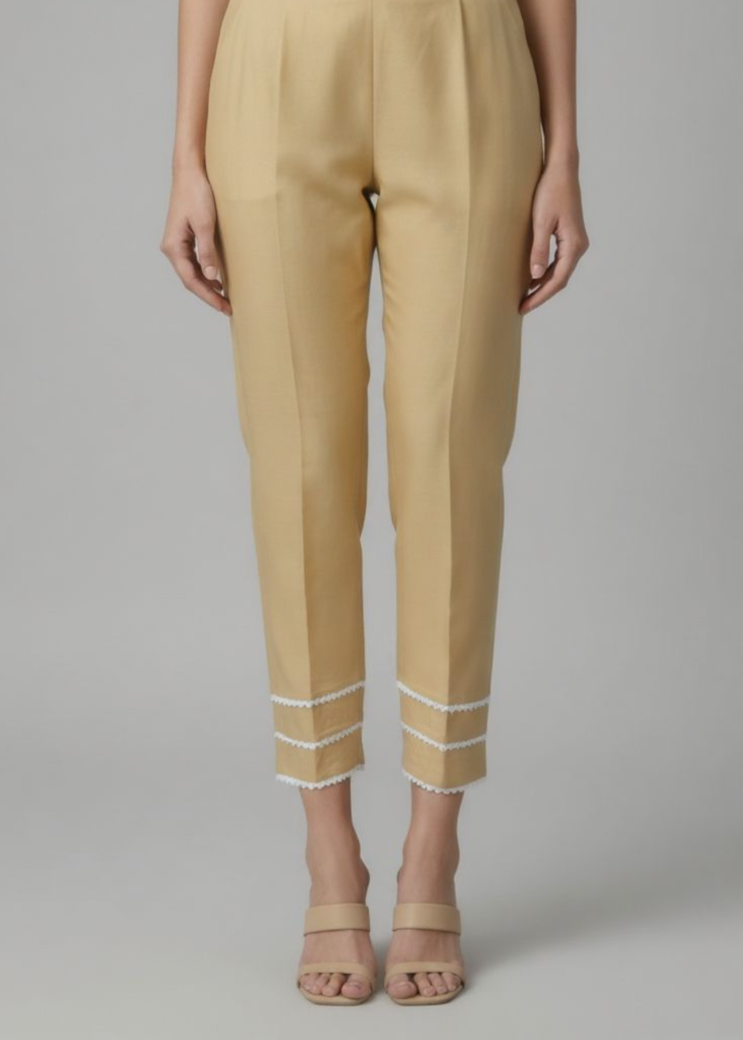 linen Trousers in Tan brown