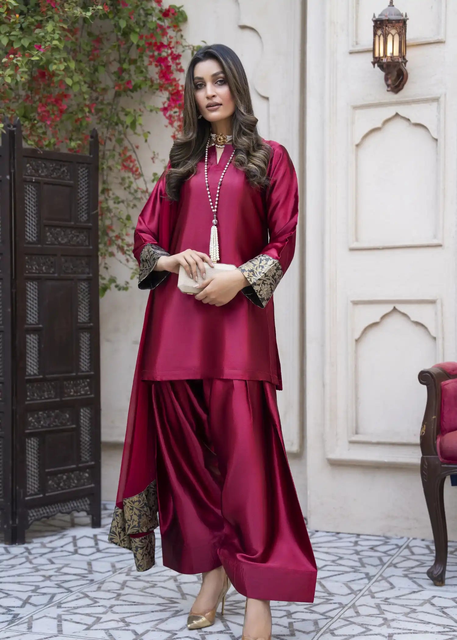pk charmuse silk Kurta Set in Spicy red