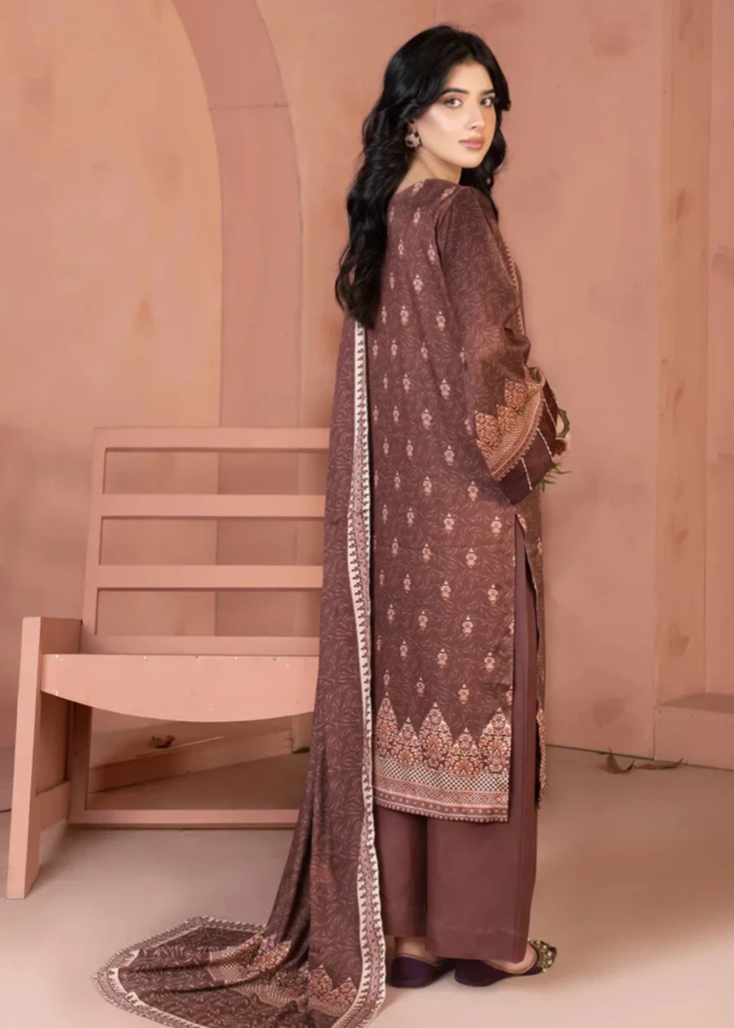 linen Unstitched in Brown