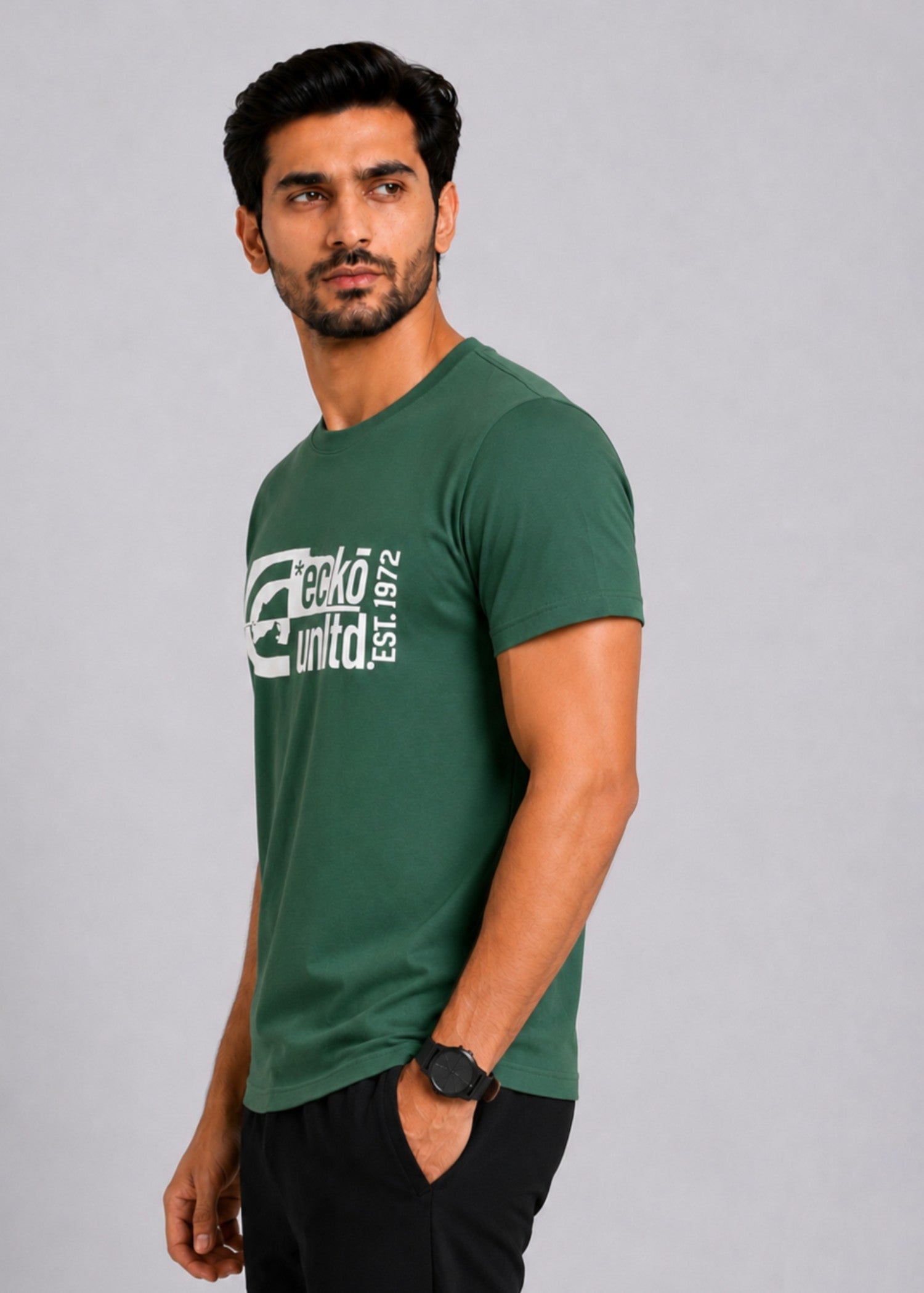 cotton T Shirt in Bottle green