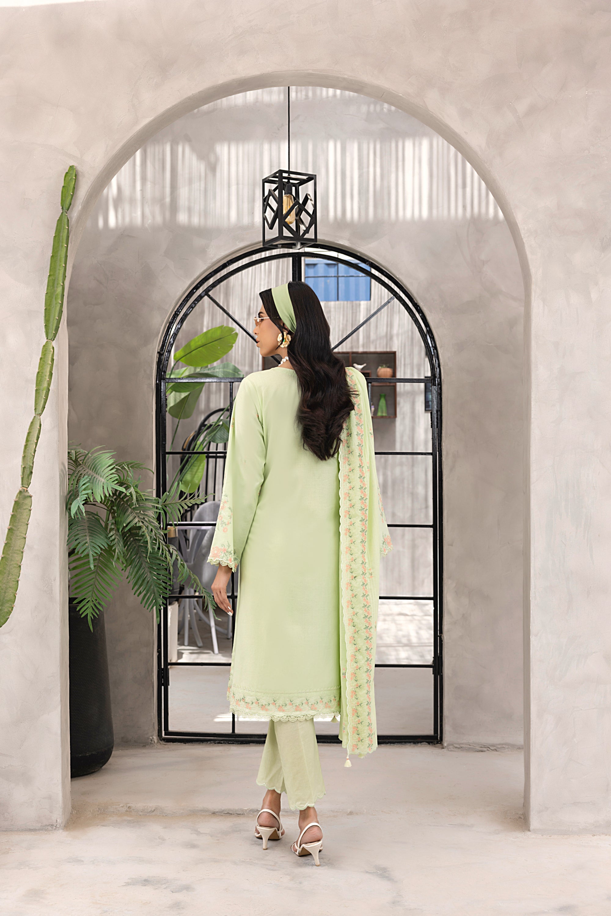 lawn Unstitched in Herb green