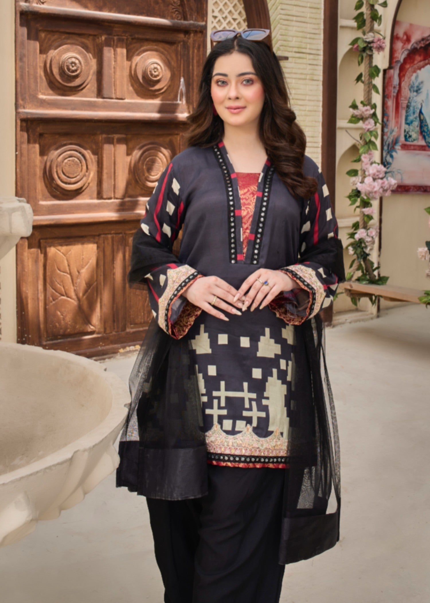 raw silk Kurta Set in Black