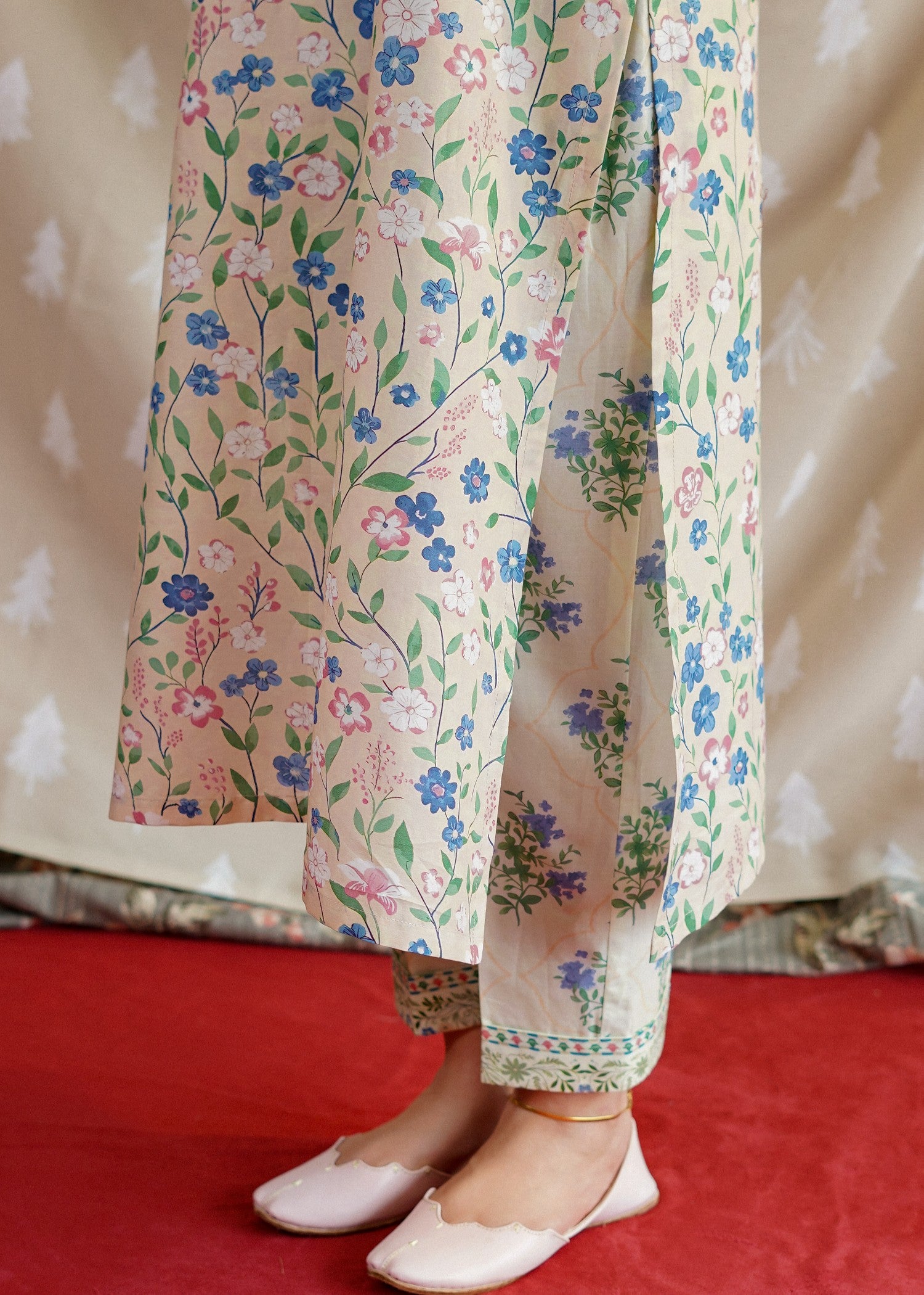 lawn Kurta Set in Vanilla