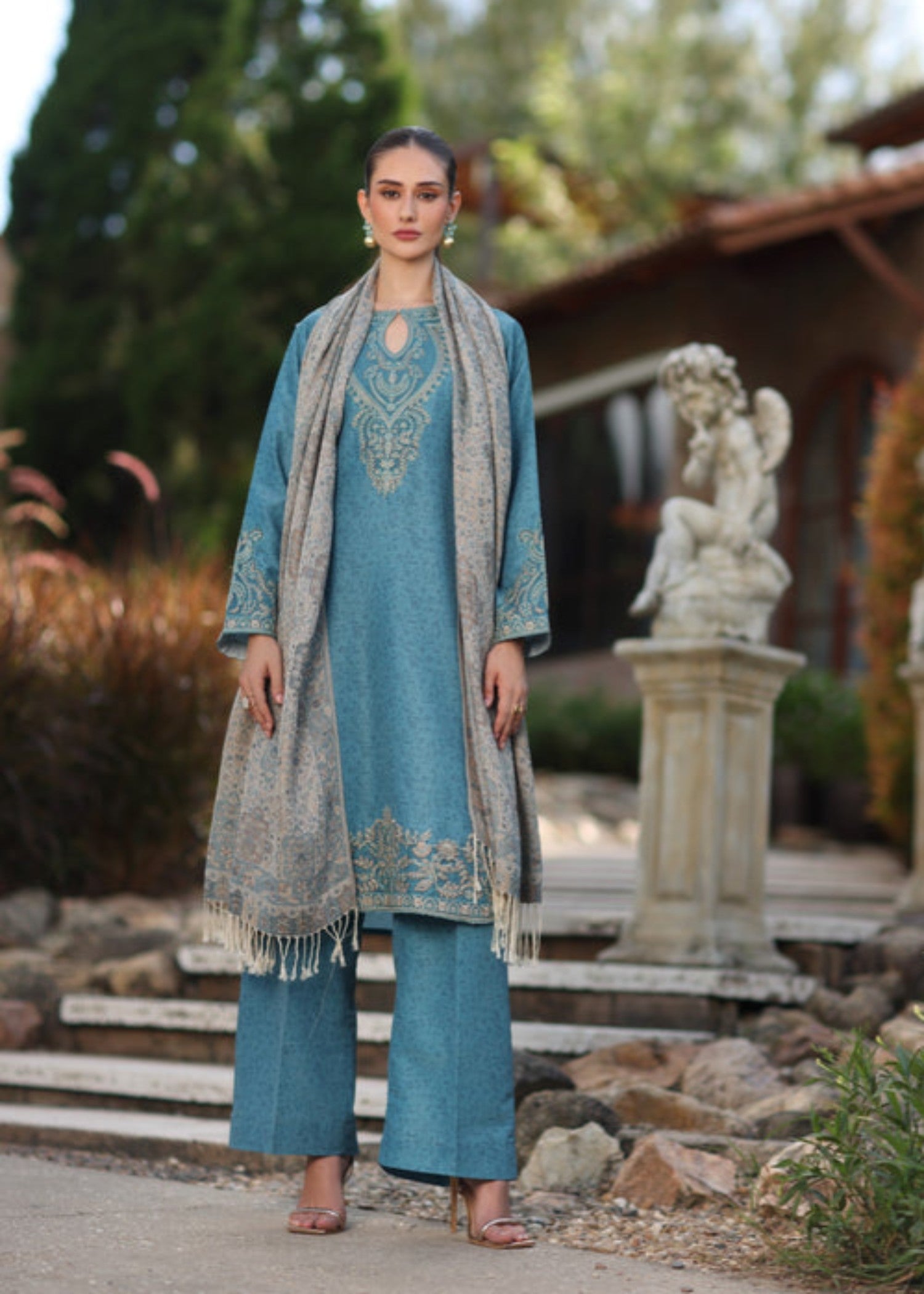 khaddar Kurta Set in Steel blue