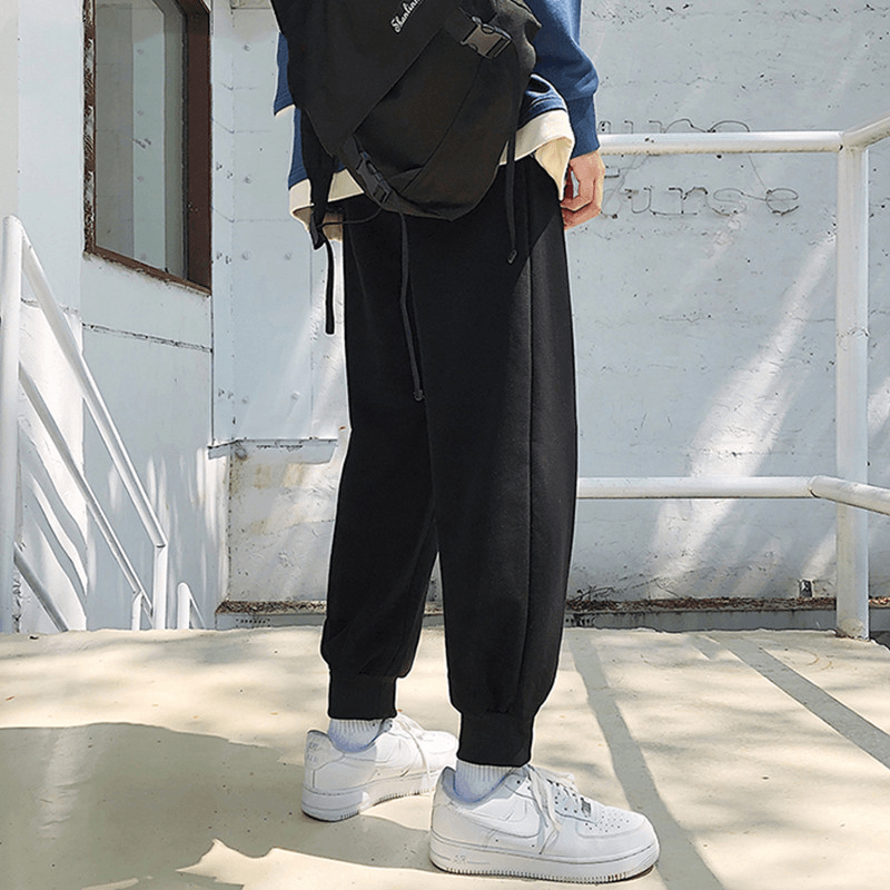 Spring and Autumn Sportswear Men''S Loose Legged Casual Pants
