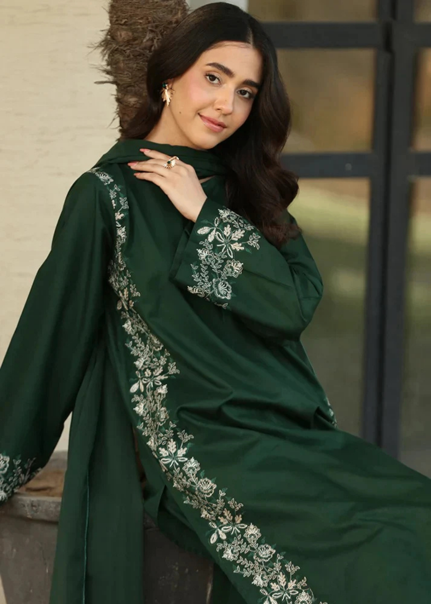 lawn cotton Kurta Set in Dark green