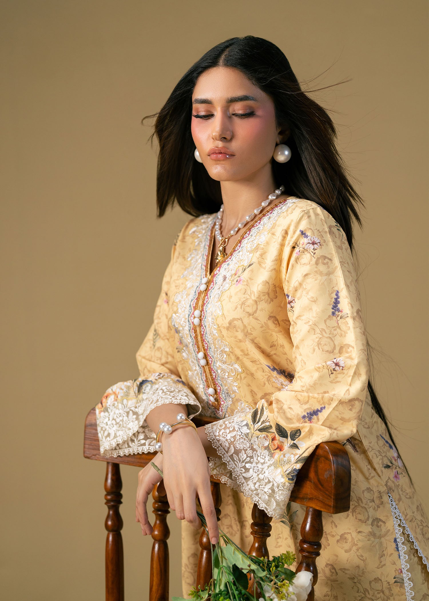 lawn Co Ord Sets in Lemon chiffon
