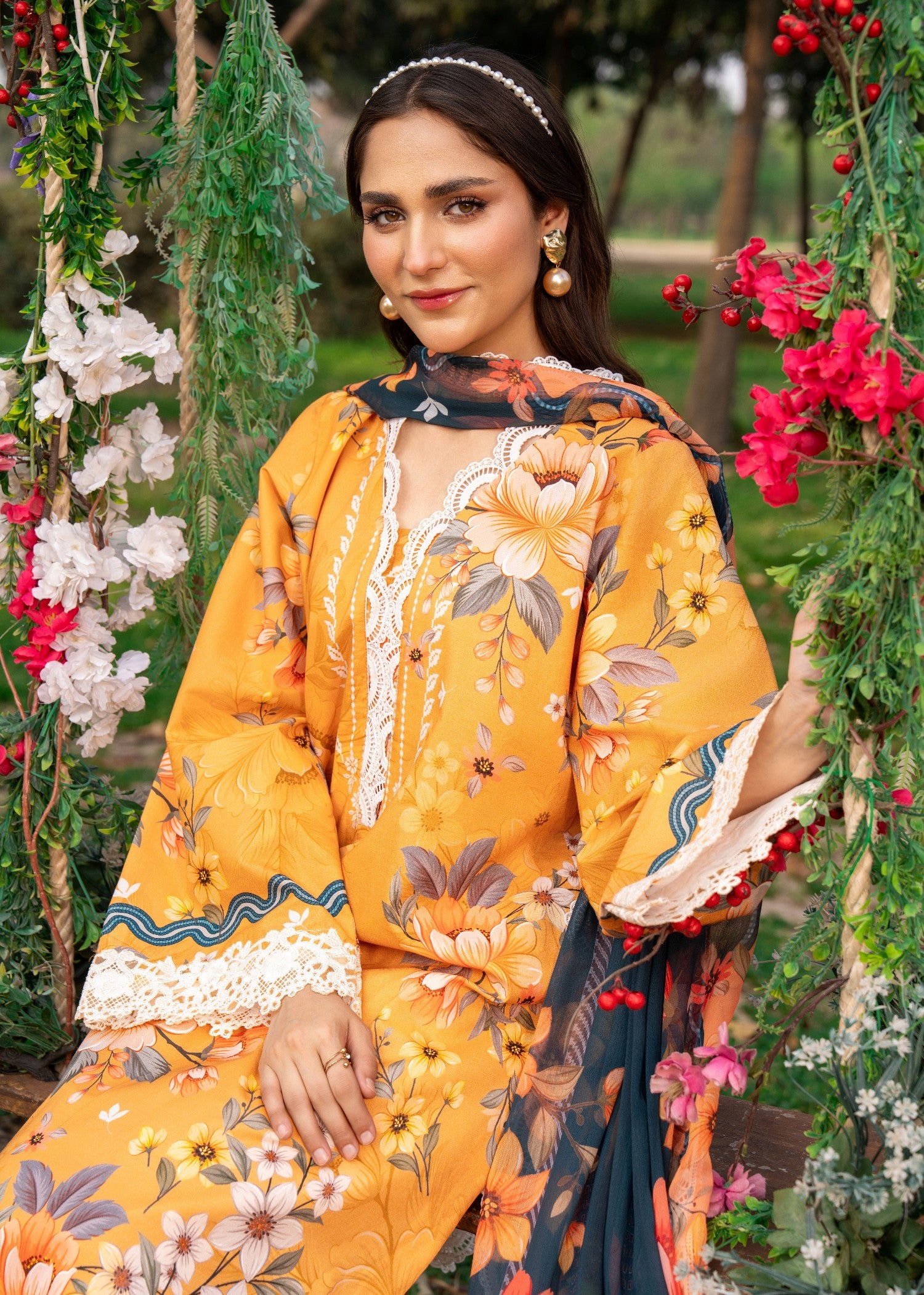 lawn Kurta Set in Yellow ochre
