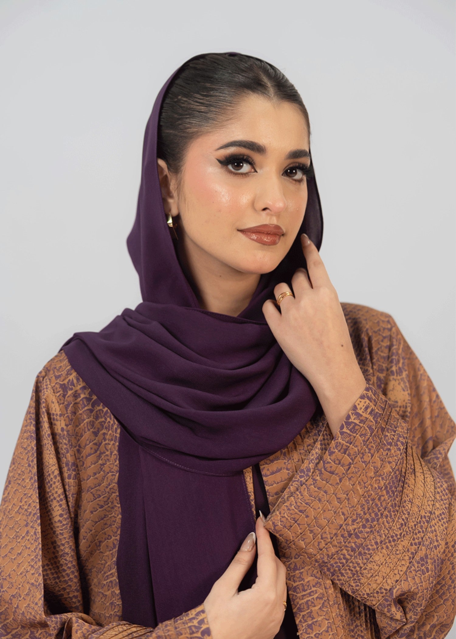 viscose Hijab in Plum