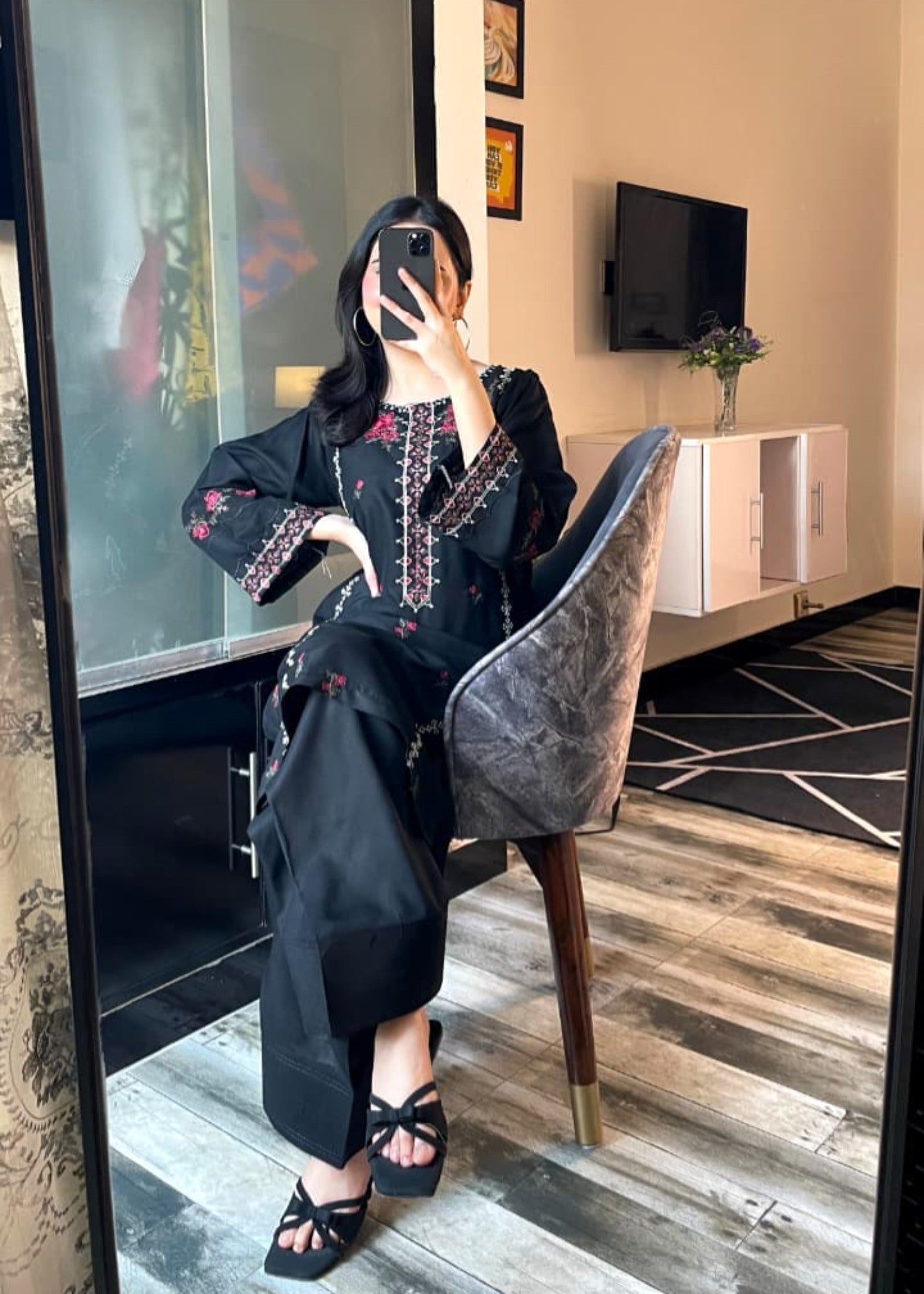 arabic lawn Kurta Set in Black