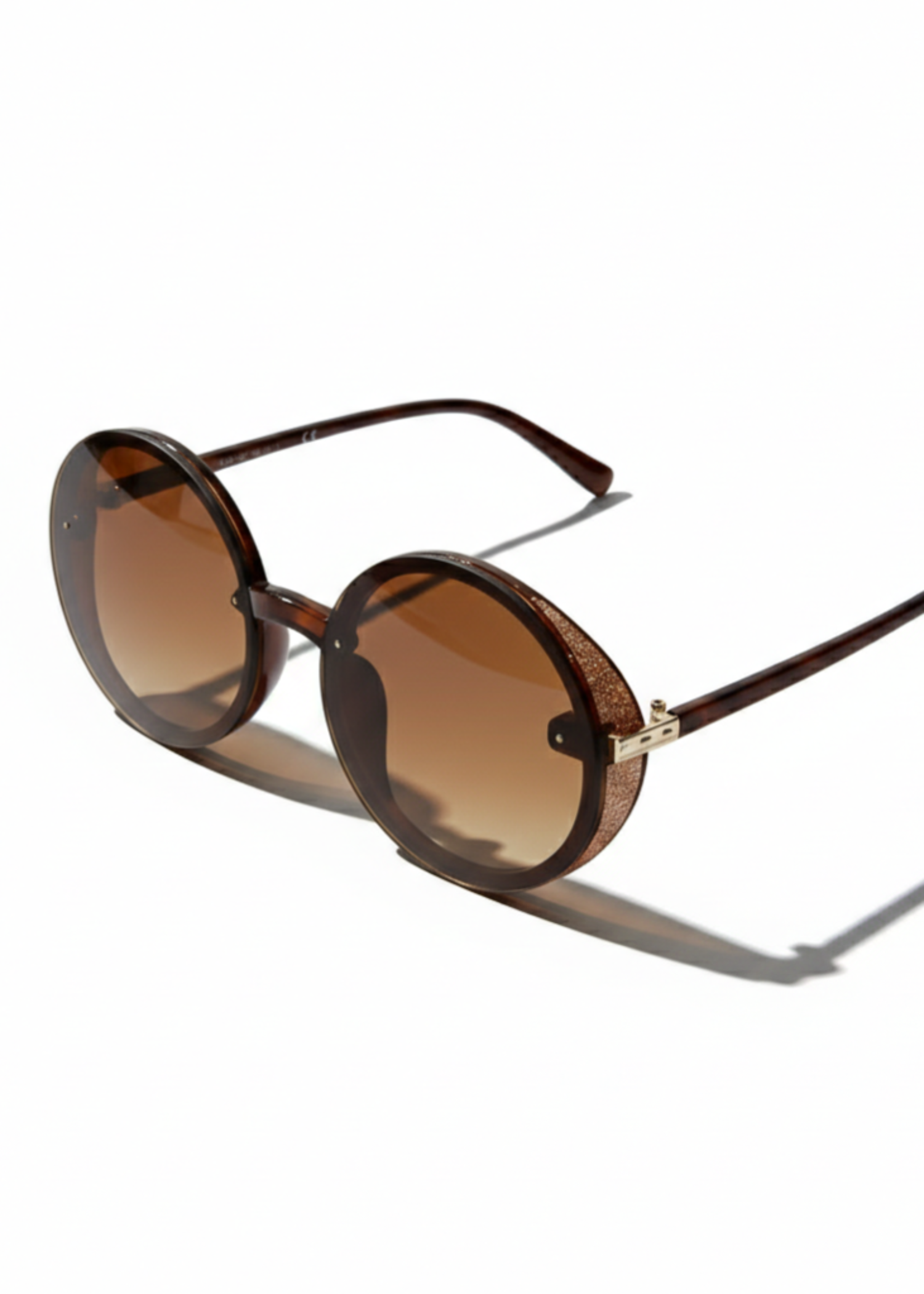 Sunglasses in Maroon Color by - Trendy Women Sunglasses QTV3756