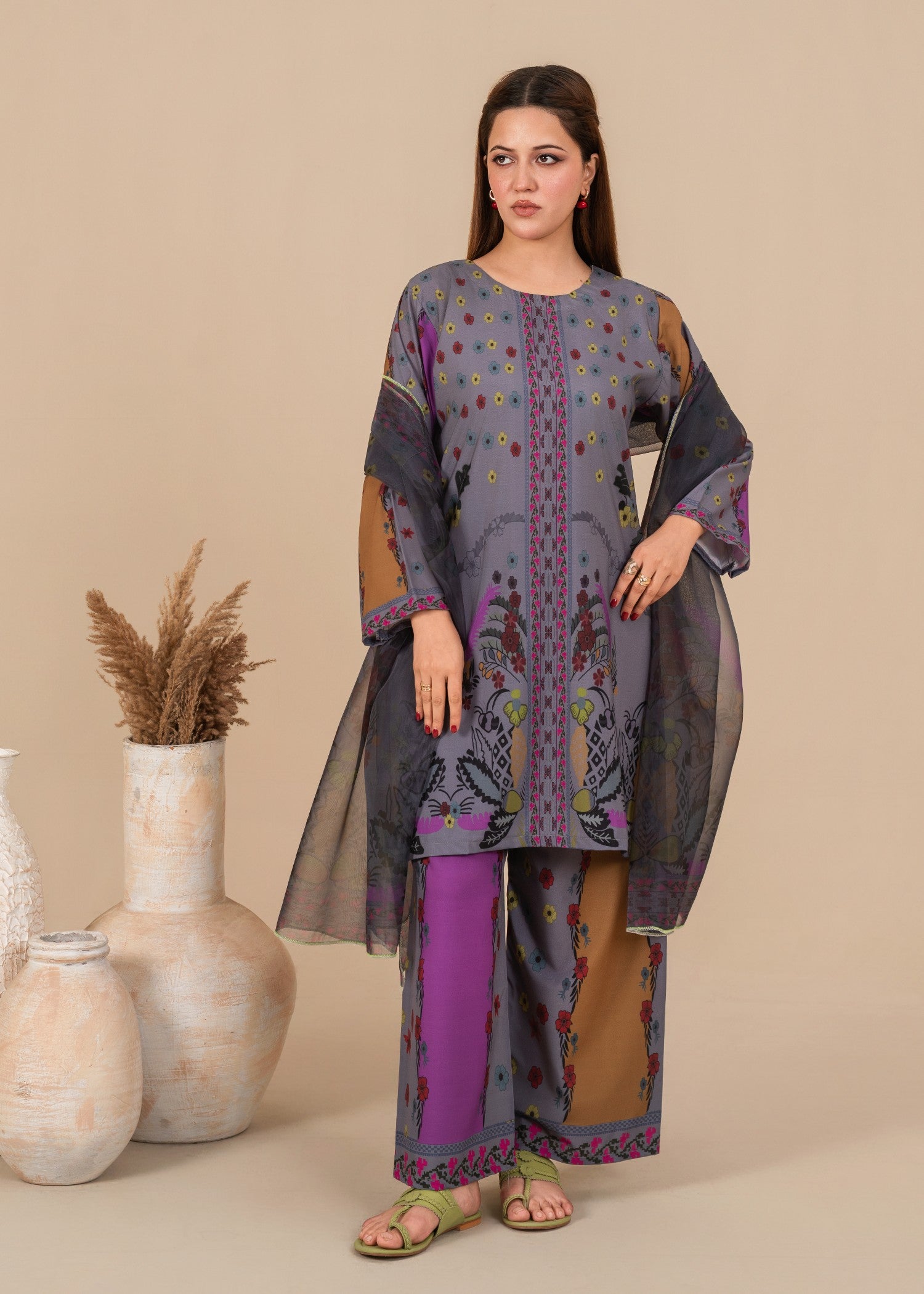 silk crepe Kurta Set in Lavender grey