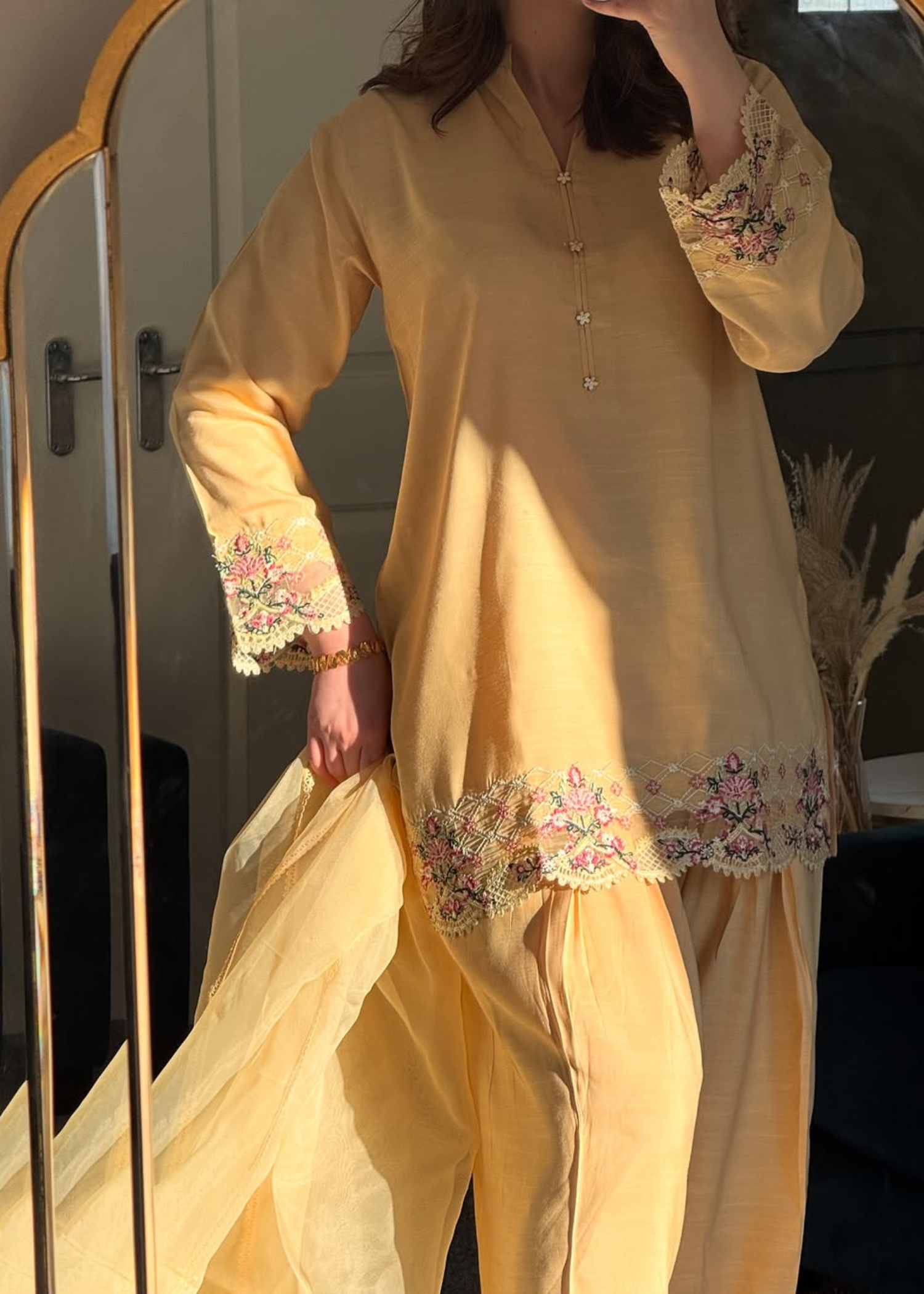 viscose raw silk Kurta Set in Daffodil