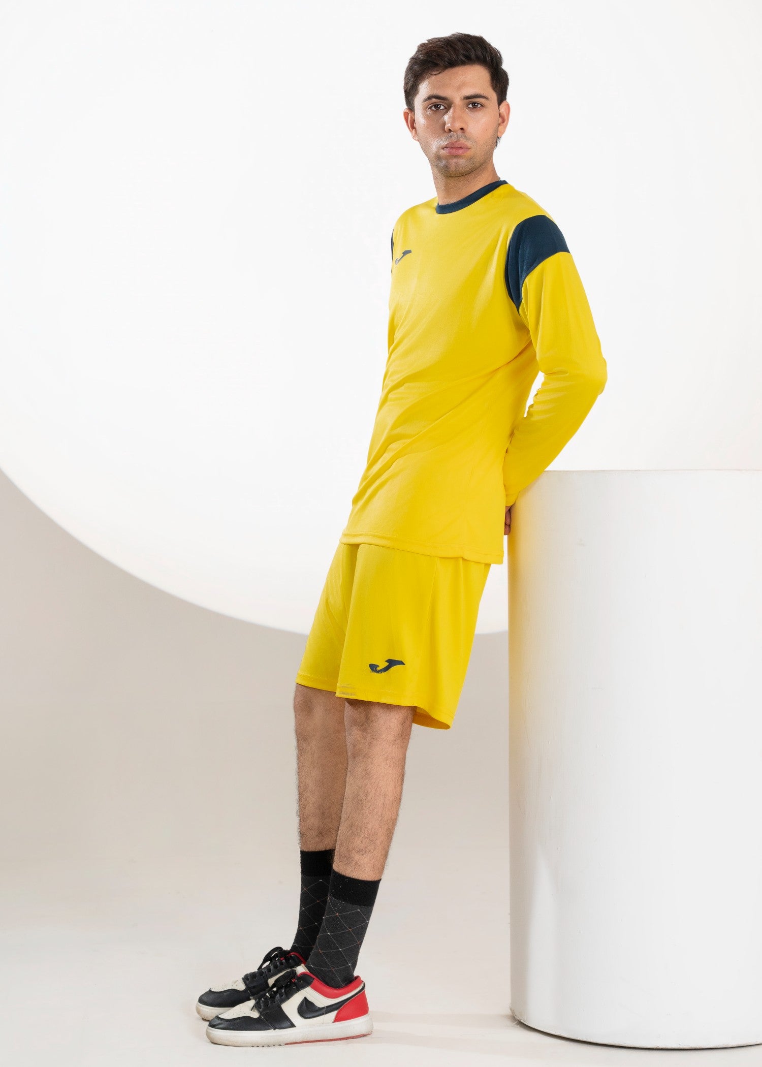 polyester nylon Tracksuit in Yellow