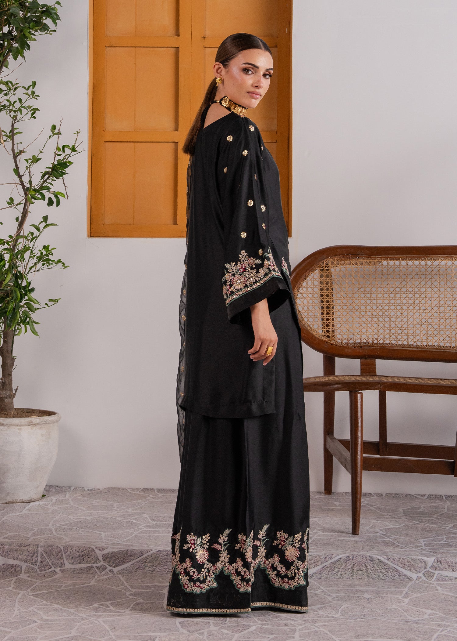 charmuse/shamooz Kurta Set in Black