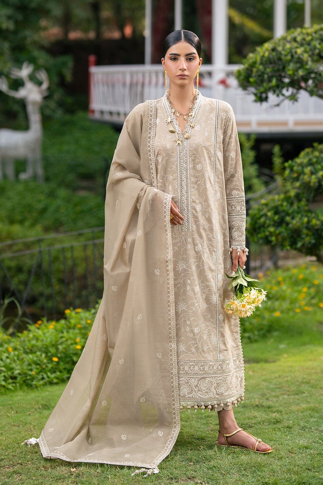 Summer Lawn – 7069-Drape